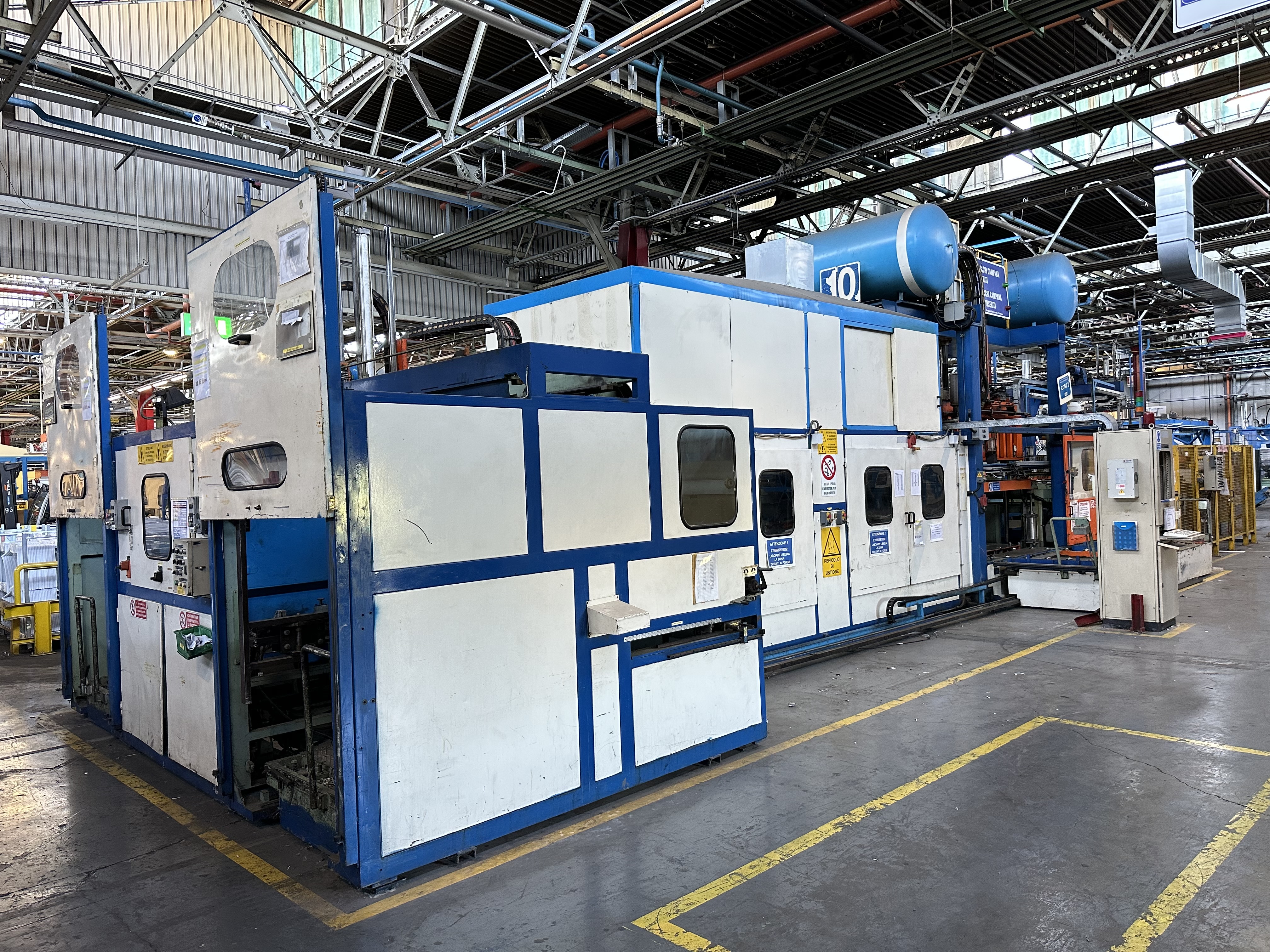 COMI SL2000 x 900 x 550mm Thermoforming Machine (1995)