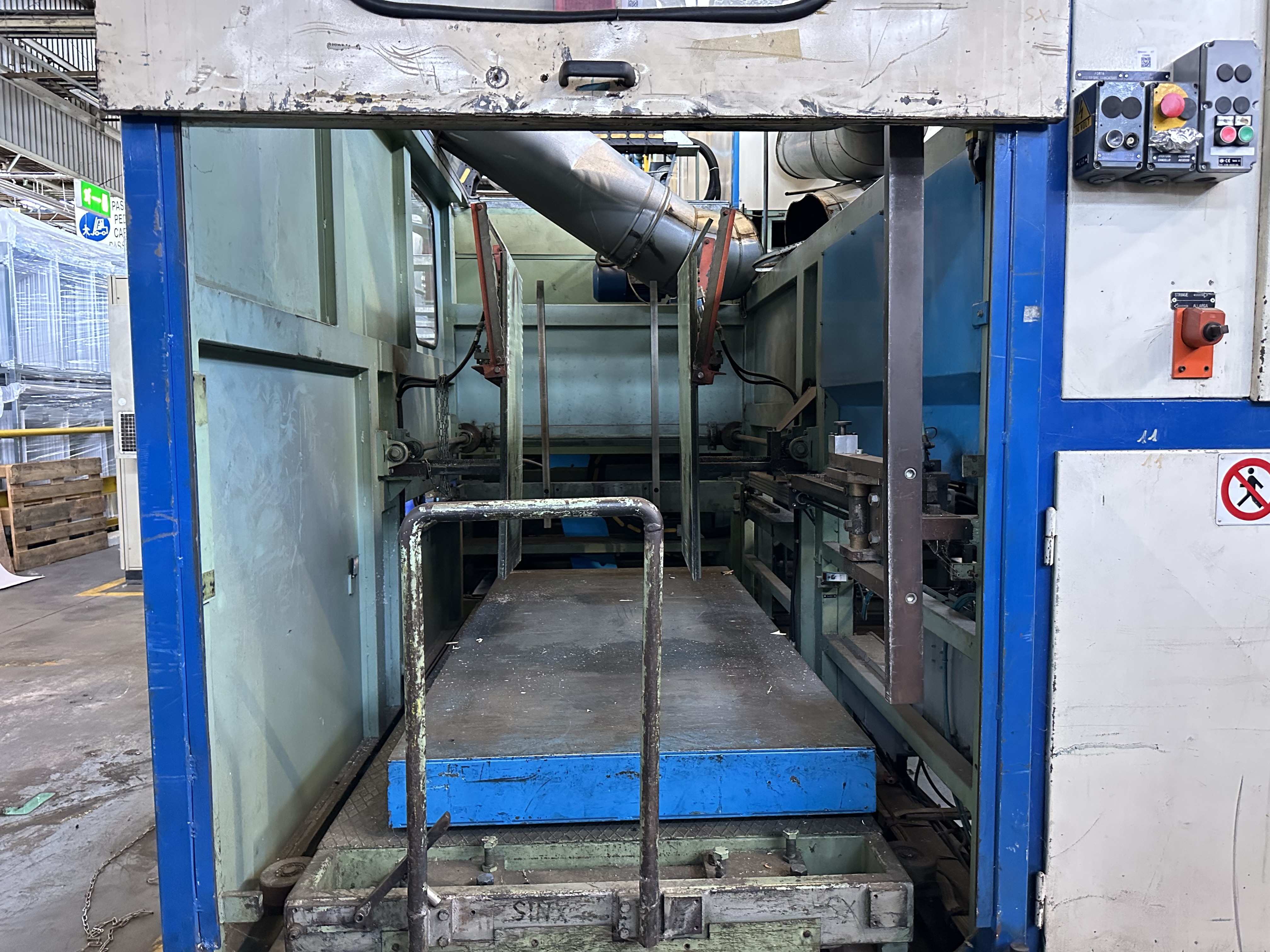 COMI SL2000 x 900 x 550mm Thermoforming Machine (1995)