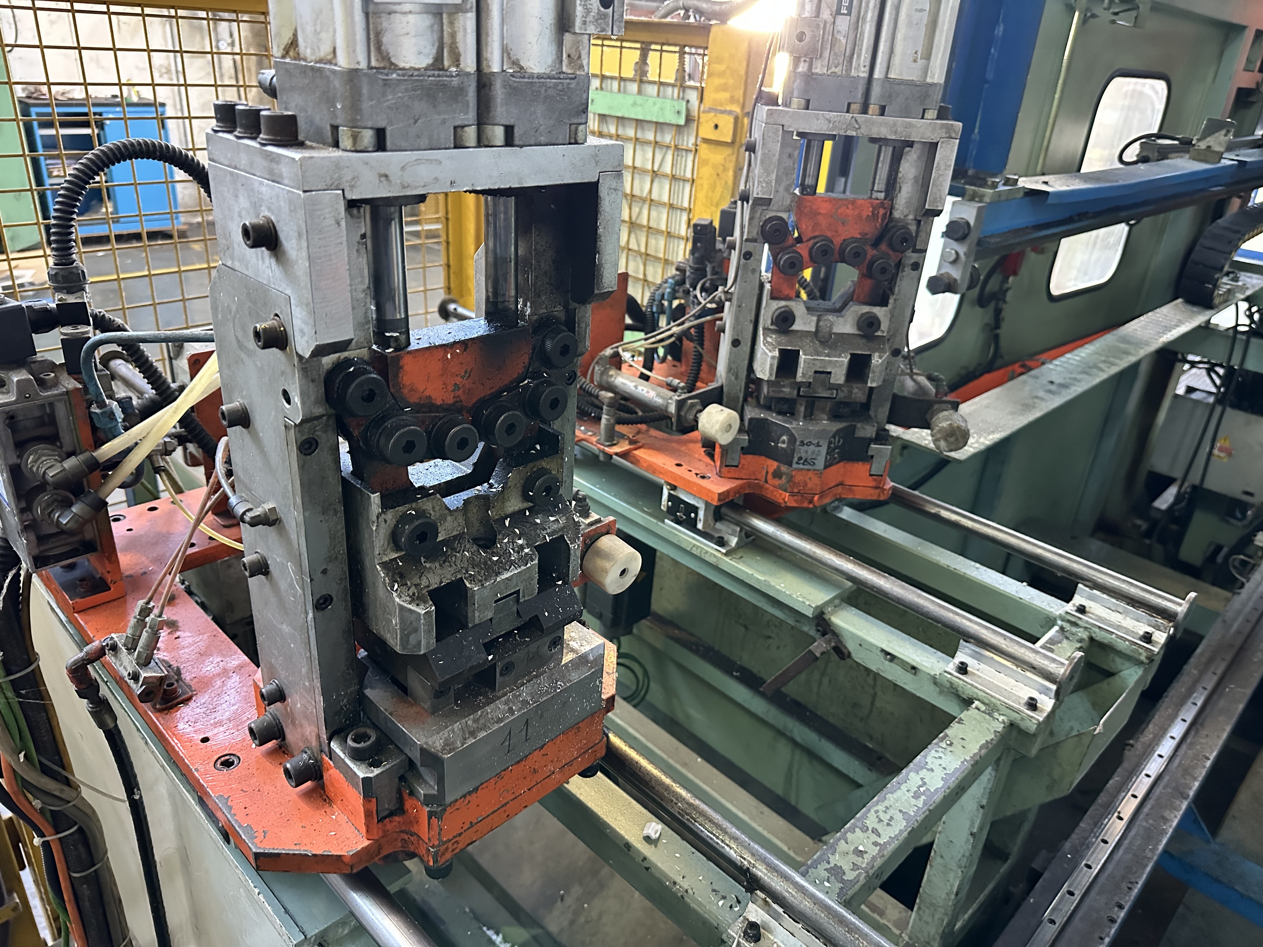 COMI SL2000 x 900 x 550mm Thermoforming Machine (1995)