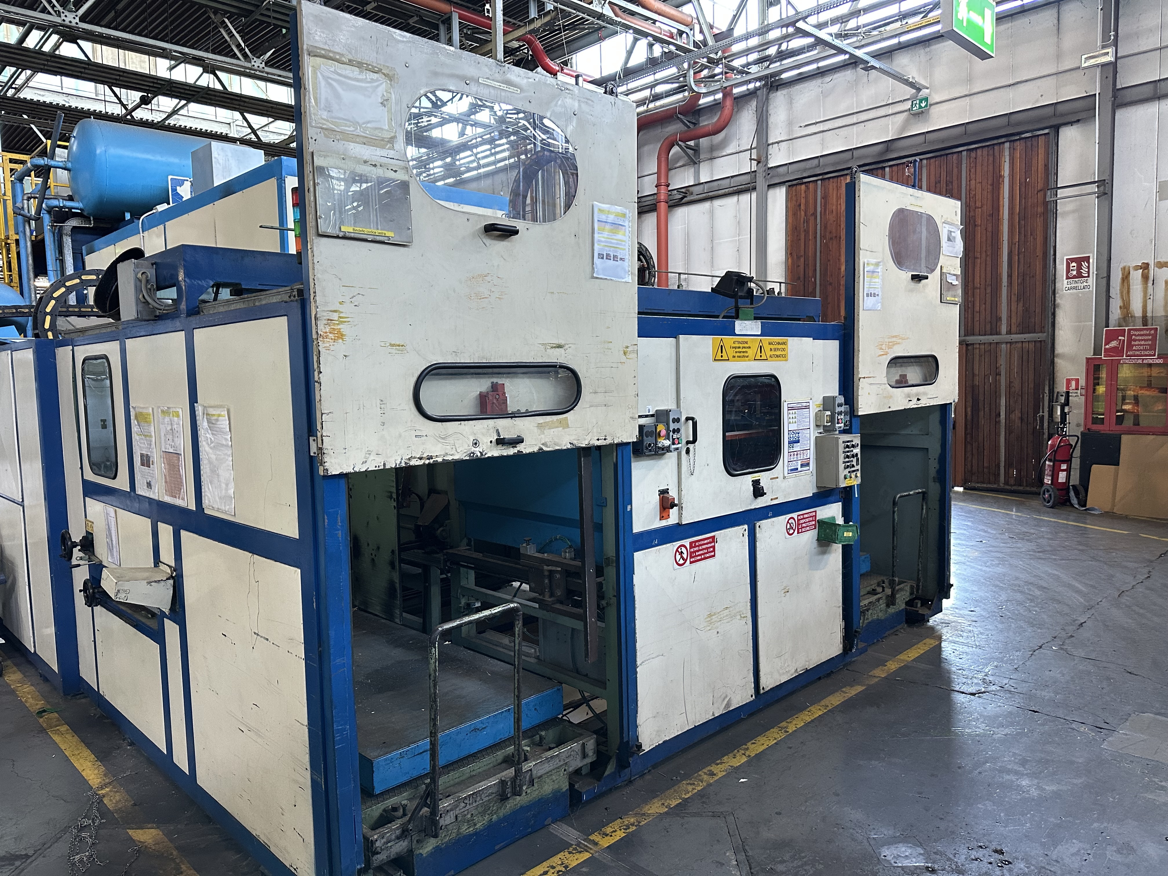 COMI SL2000 x 900 x 550mm Thermoforming Machine (1995)