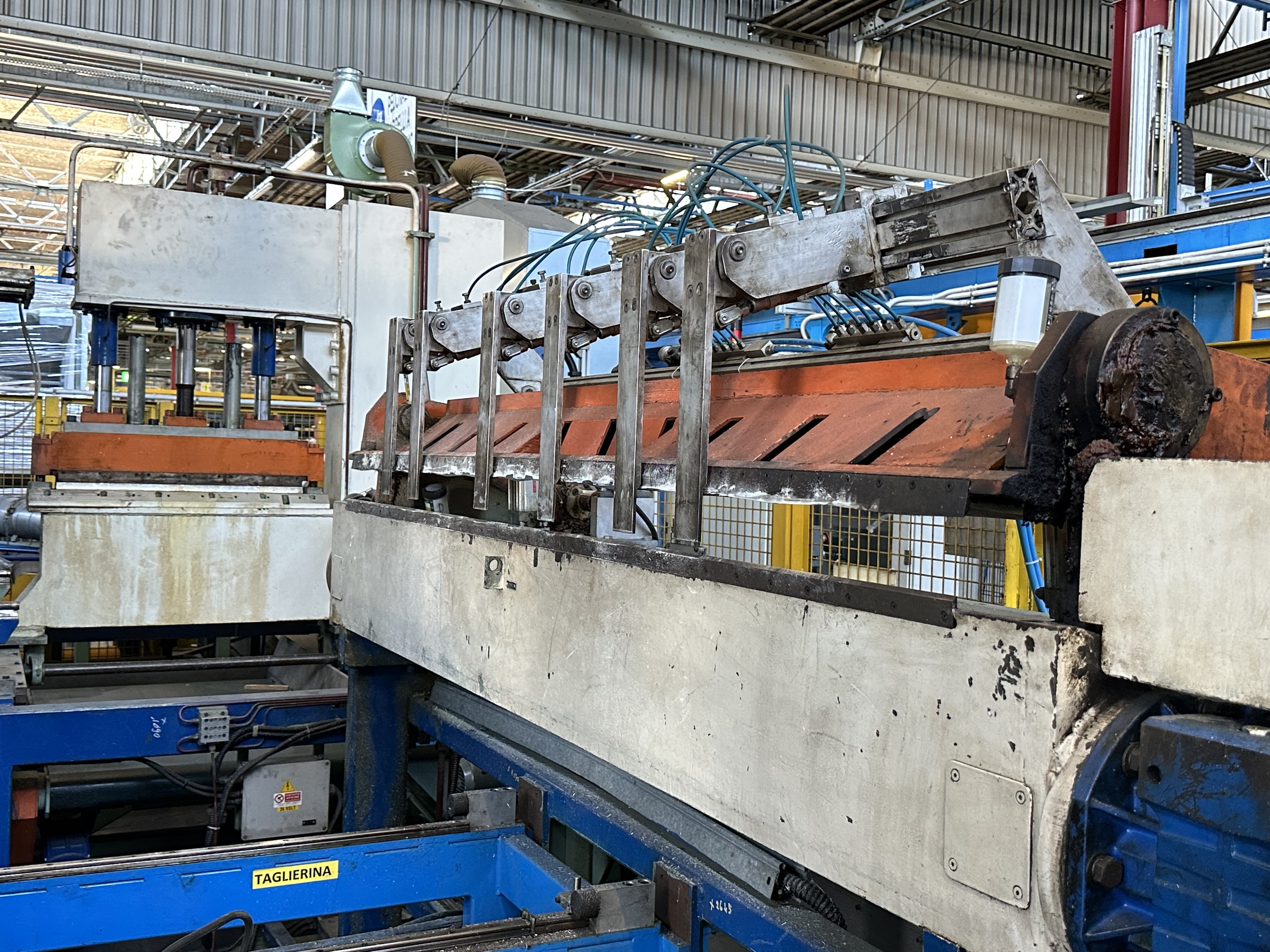 COMI SL2000 x 900 x 550mm Thermoforming Machine (1995)