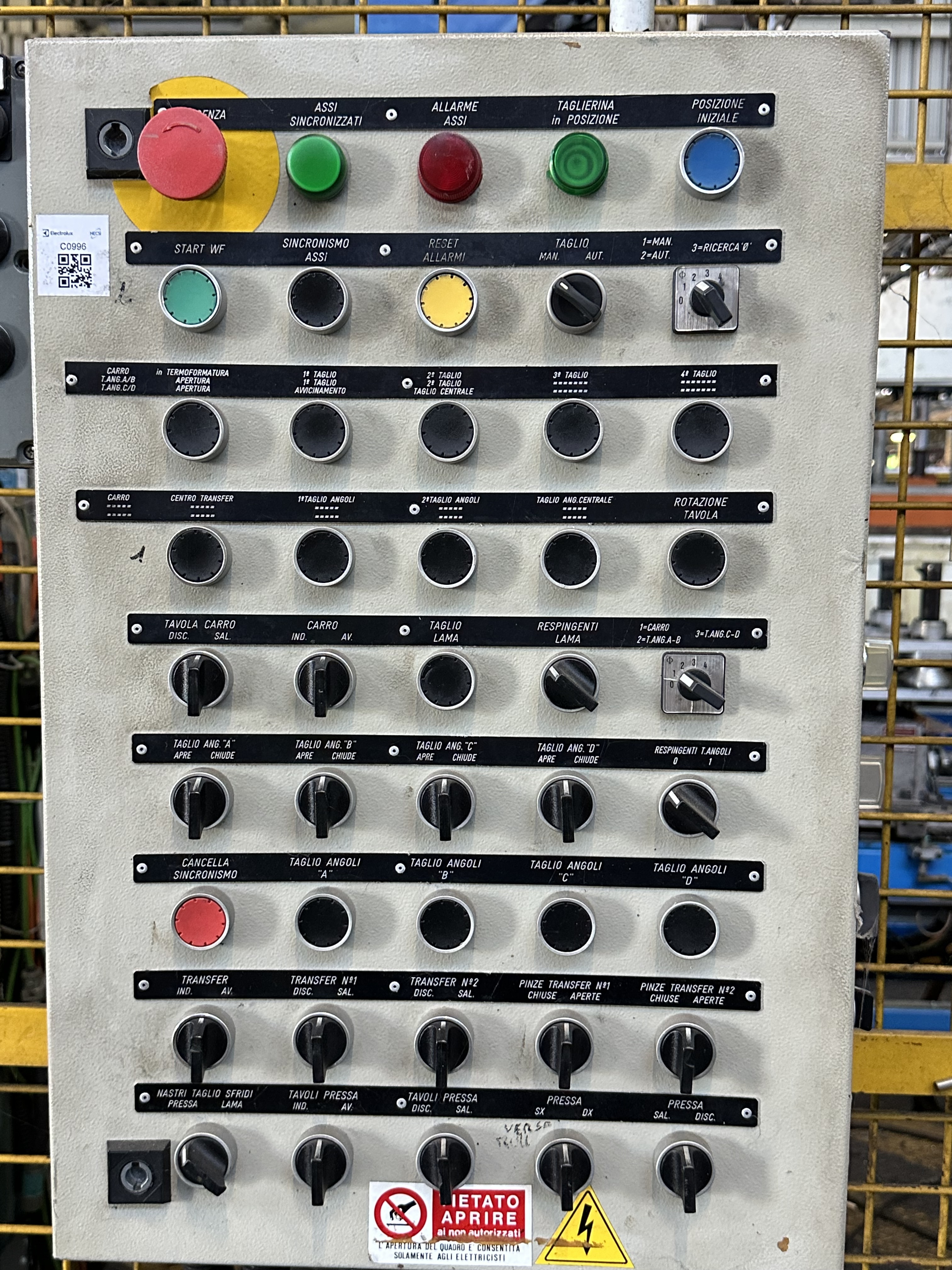 COMI SL2000 x 900 x 550mm Thermoforming Machine (1995)