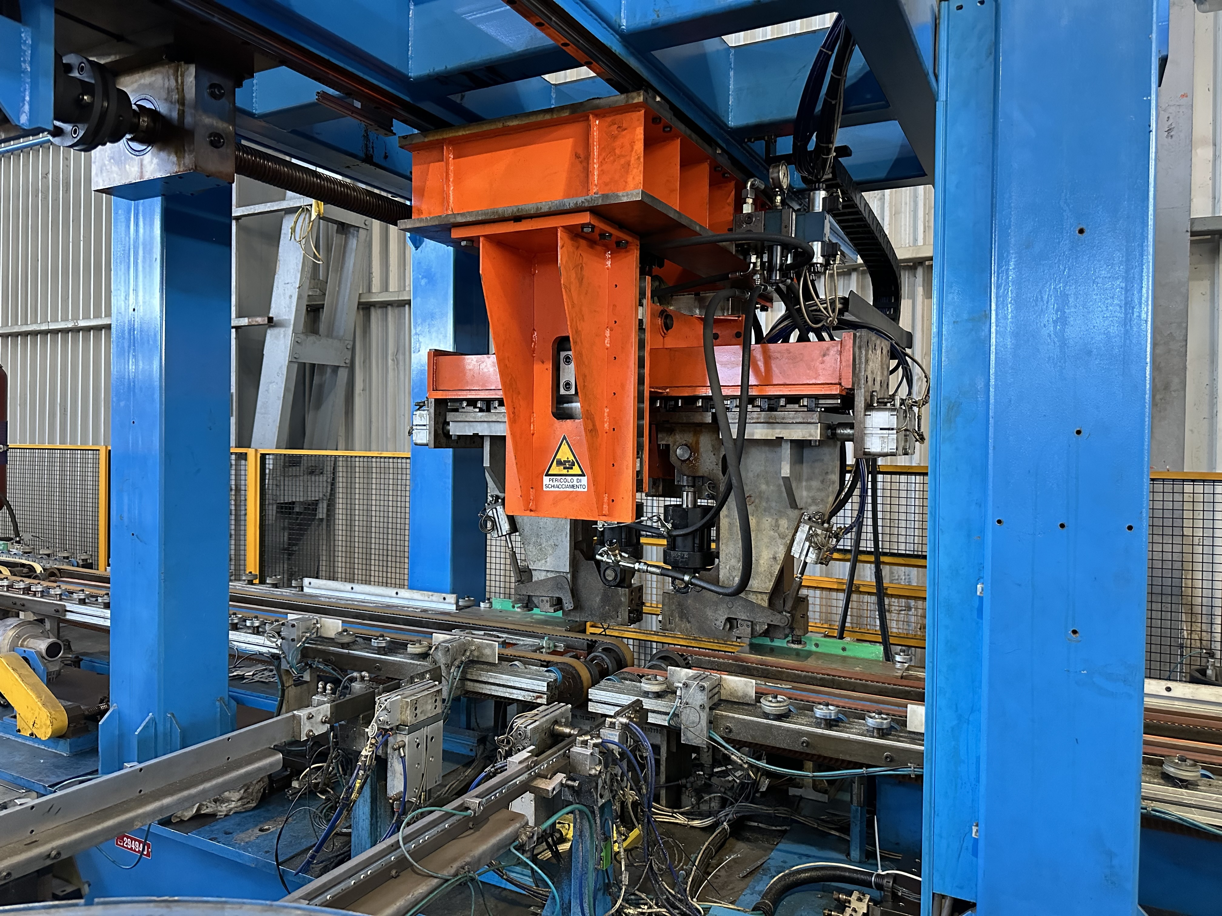 Barreta DOD/SD Side Panel Line (2000)