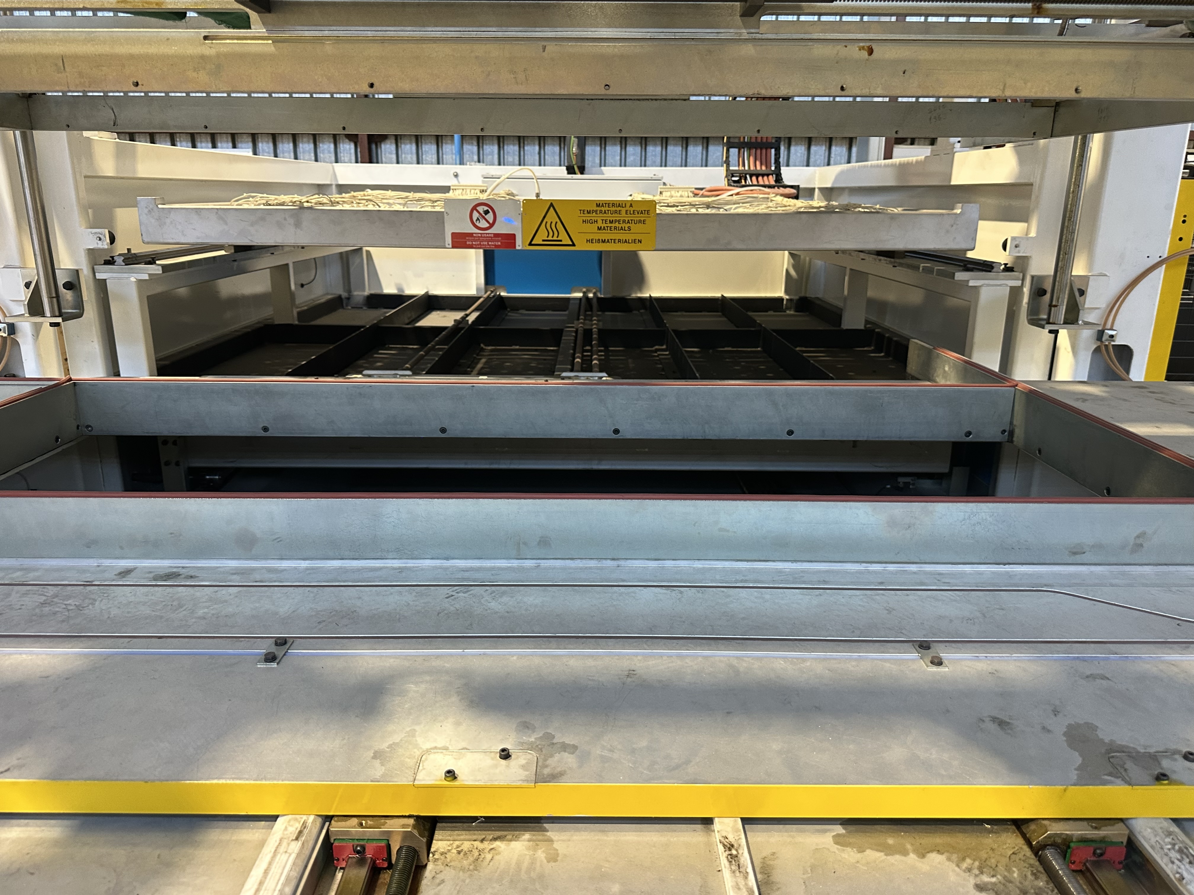 Comi Model Labor Forma 2000 x 1000 x 700mm Thermoforming Machine (2019)                                                       