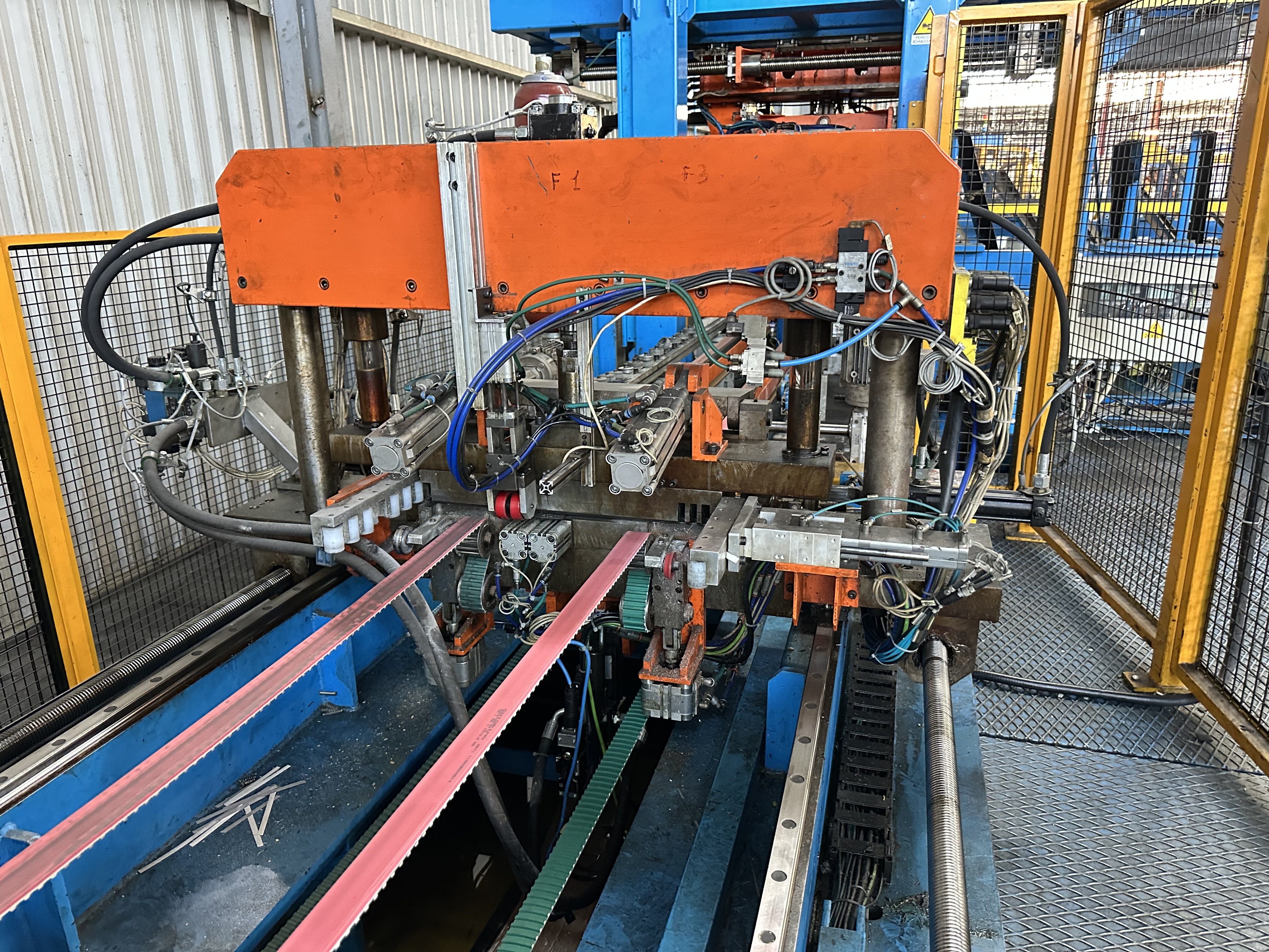 Barreta DOD/SD Side Panel Line (2000)