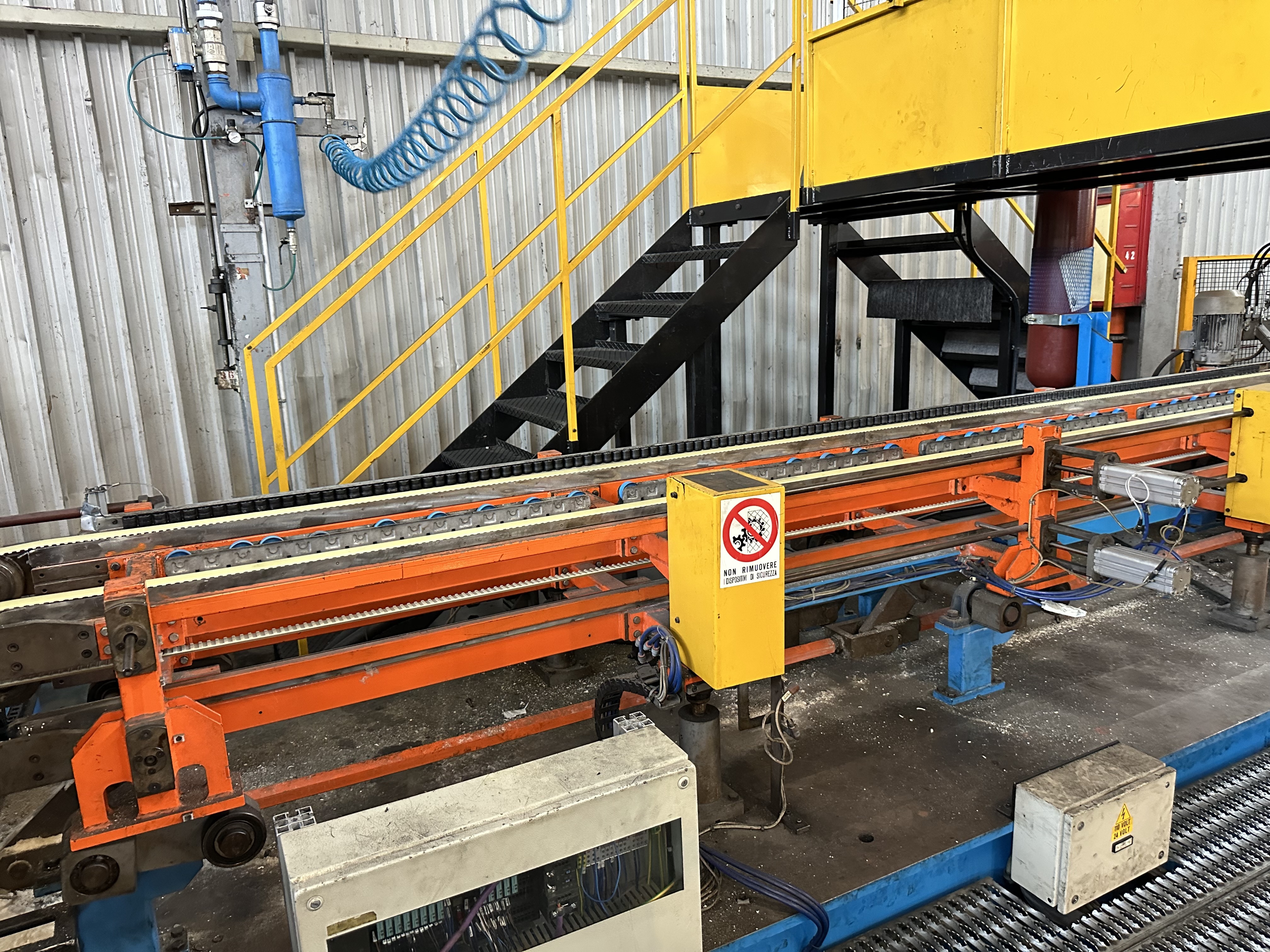 Barreta DOD/SD Side Panel Line (2000)