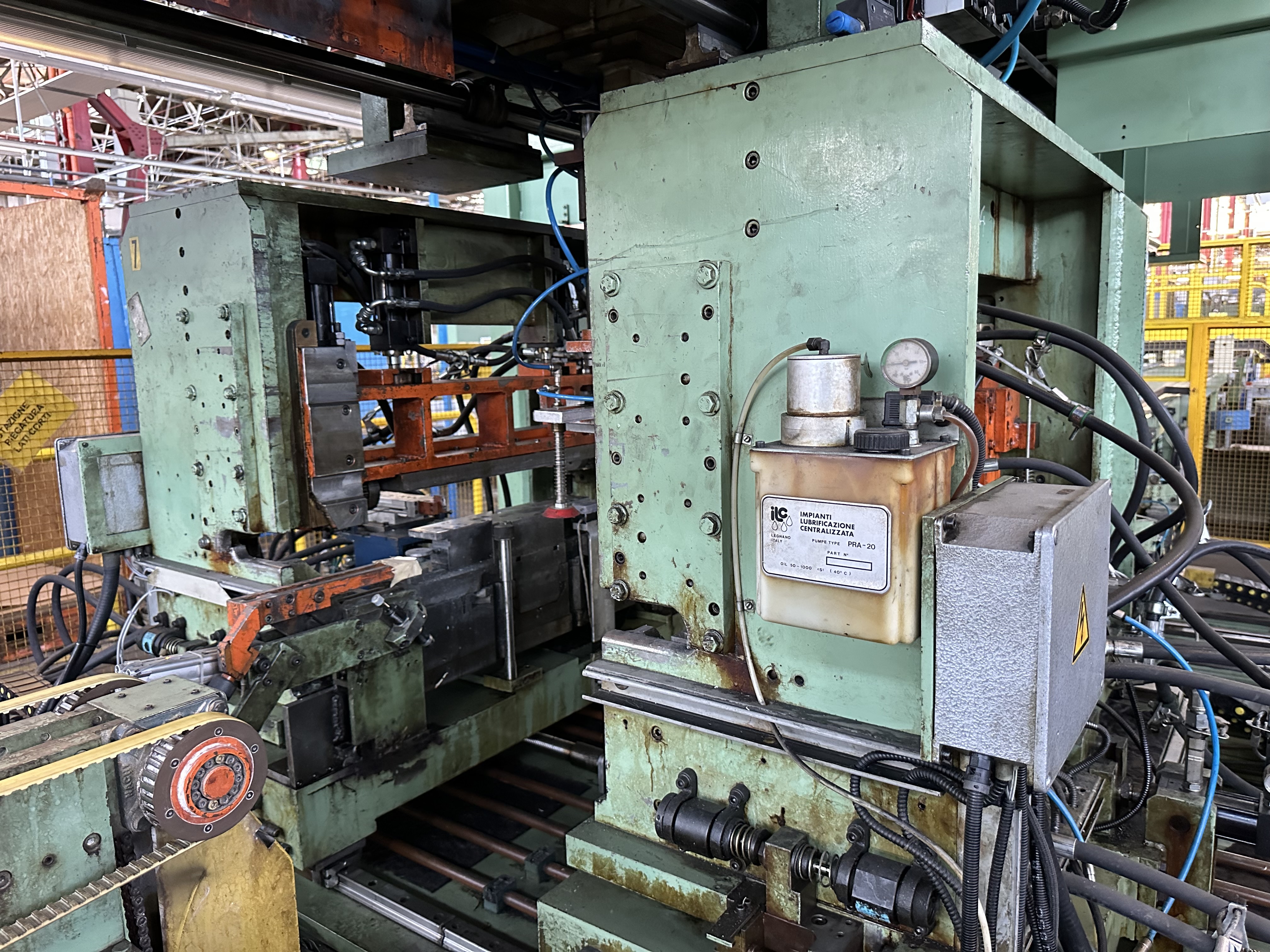 Olma Combi Door Panel Line (1988)