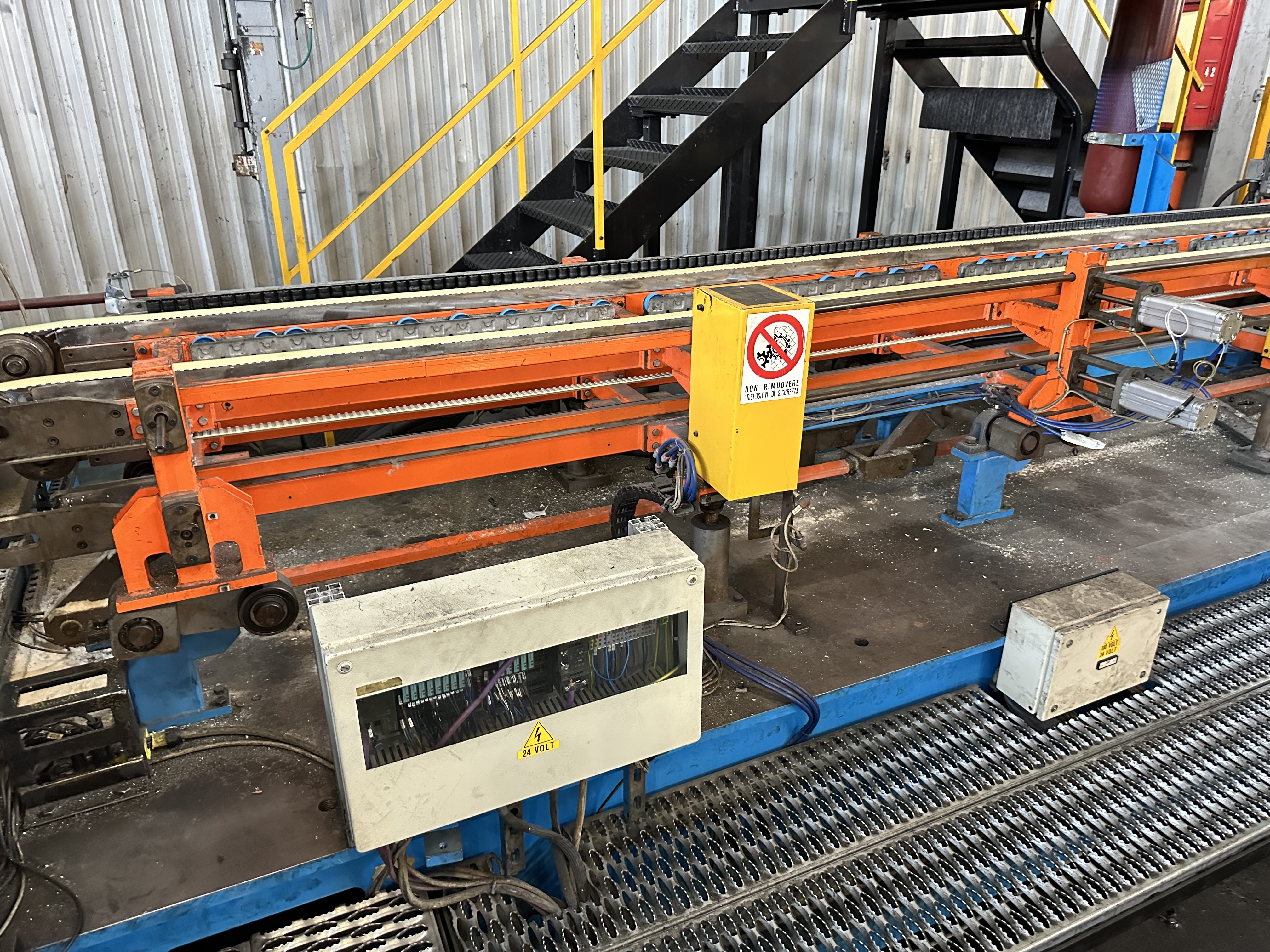 Barreta DOD/SD Side Panel Line (2000)