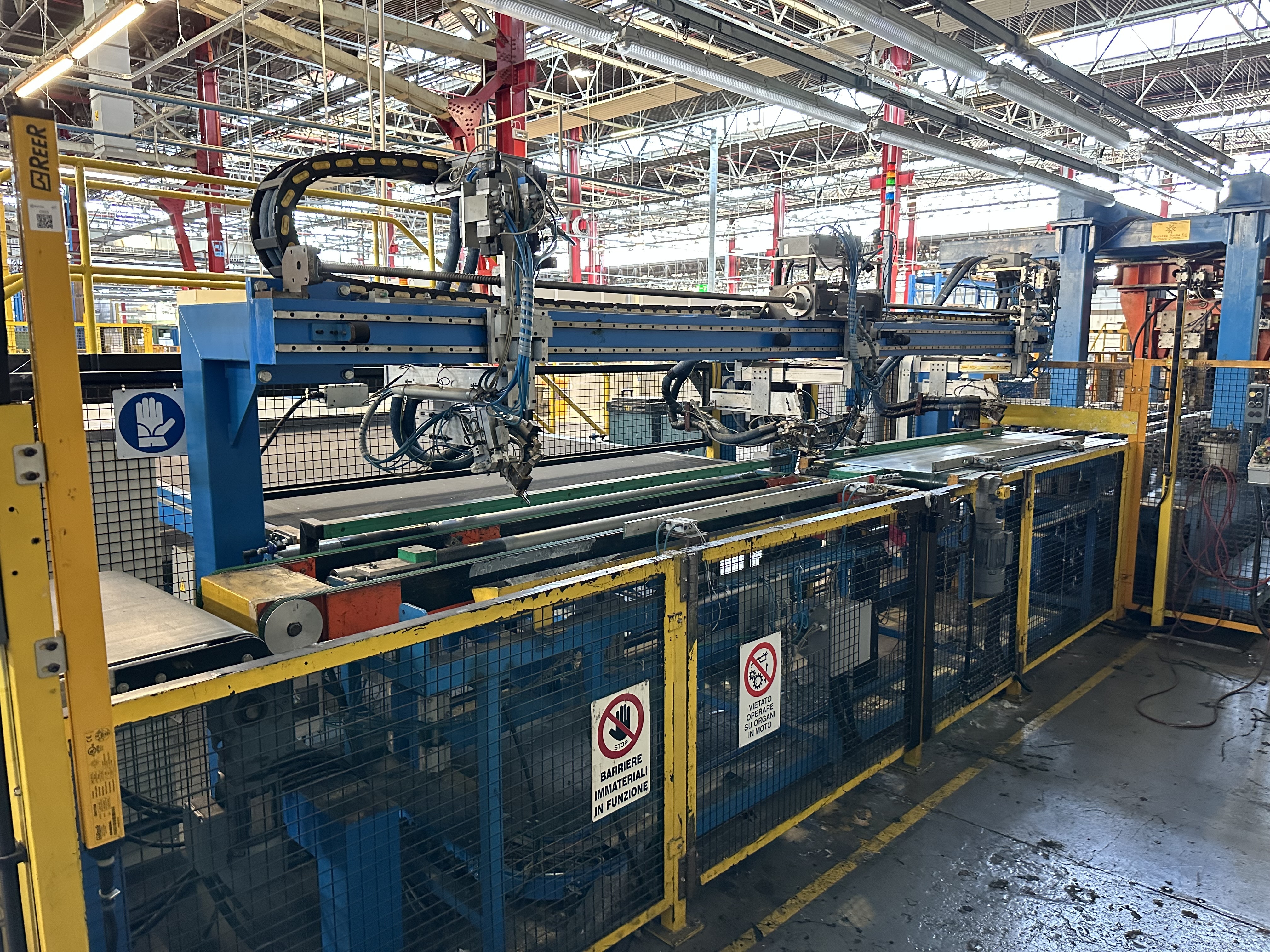 Barreta DOD/SD Side Panel Line (2000)
