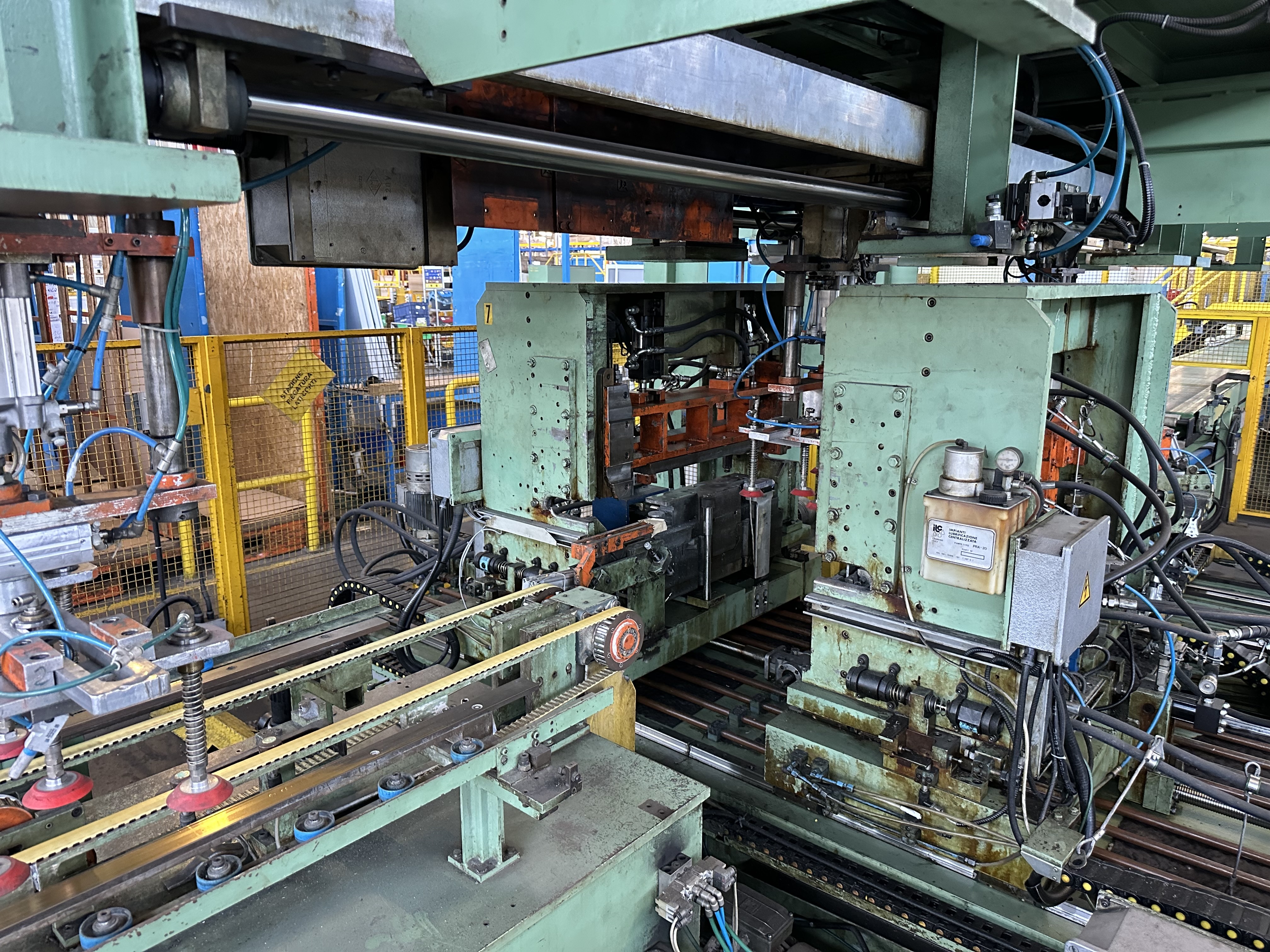 Olma Combi Door Panel Line (1988)