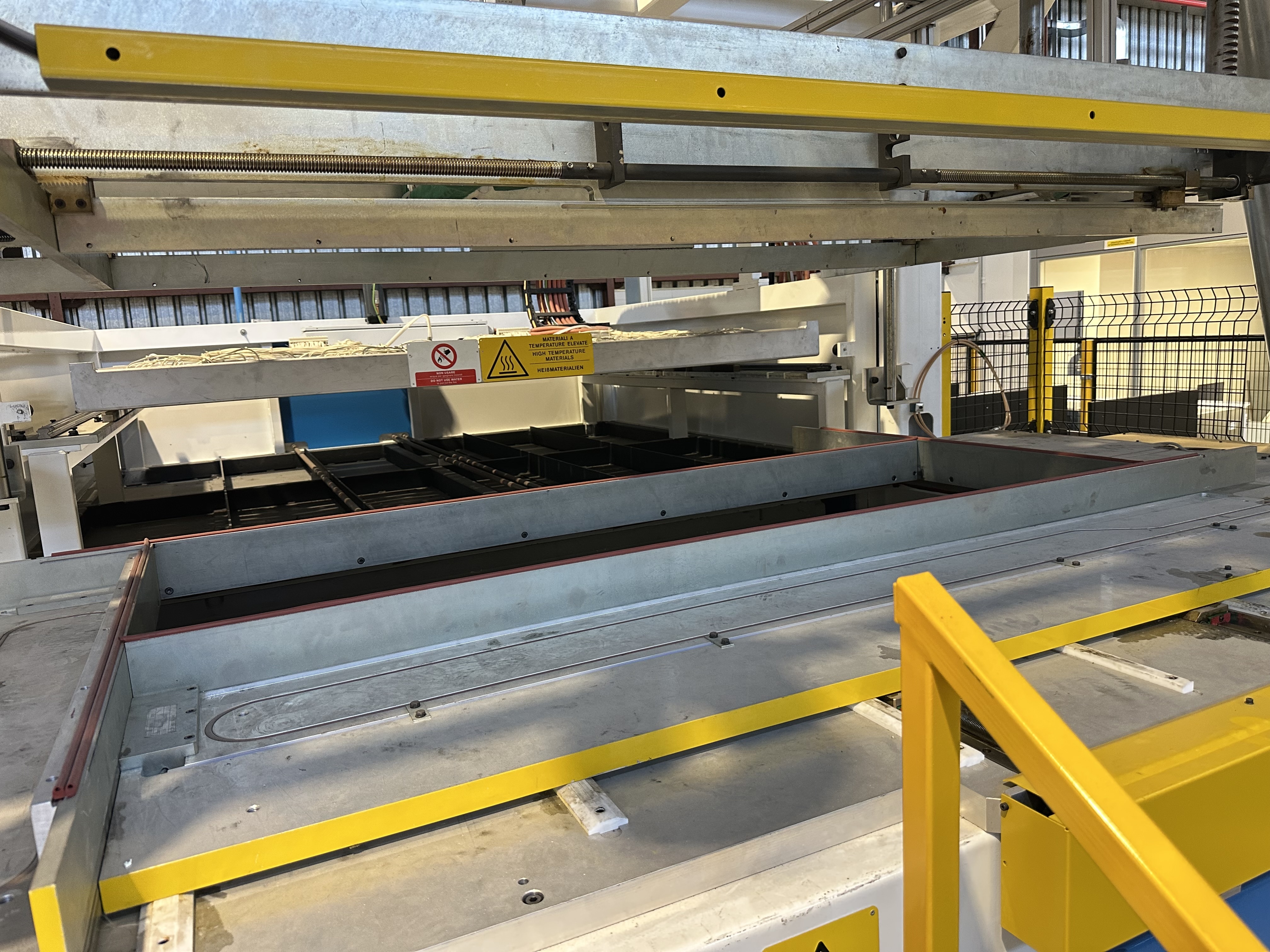 Comi Model Labor Forma 2000 x 1000 x 700mm Thermoforming Machine (2019)                                                       