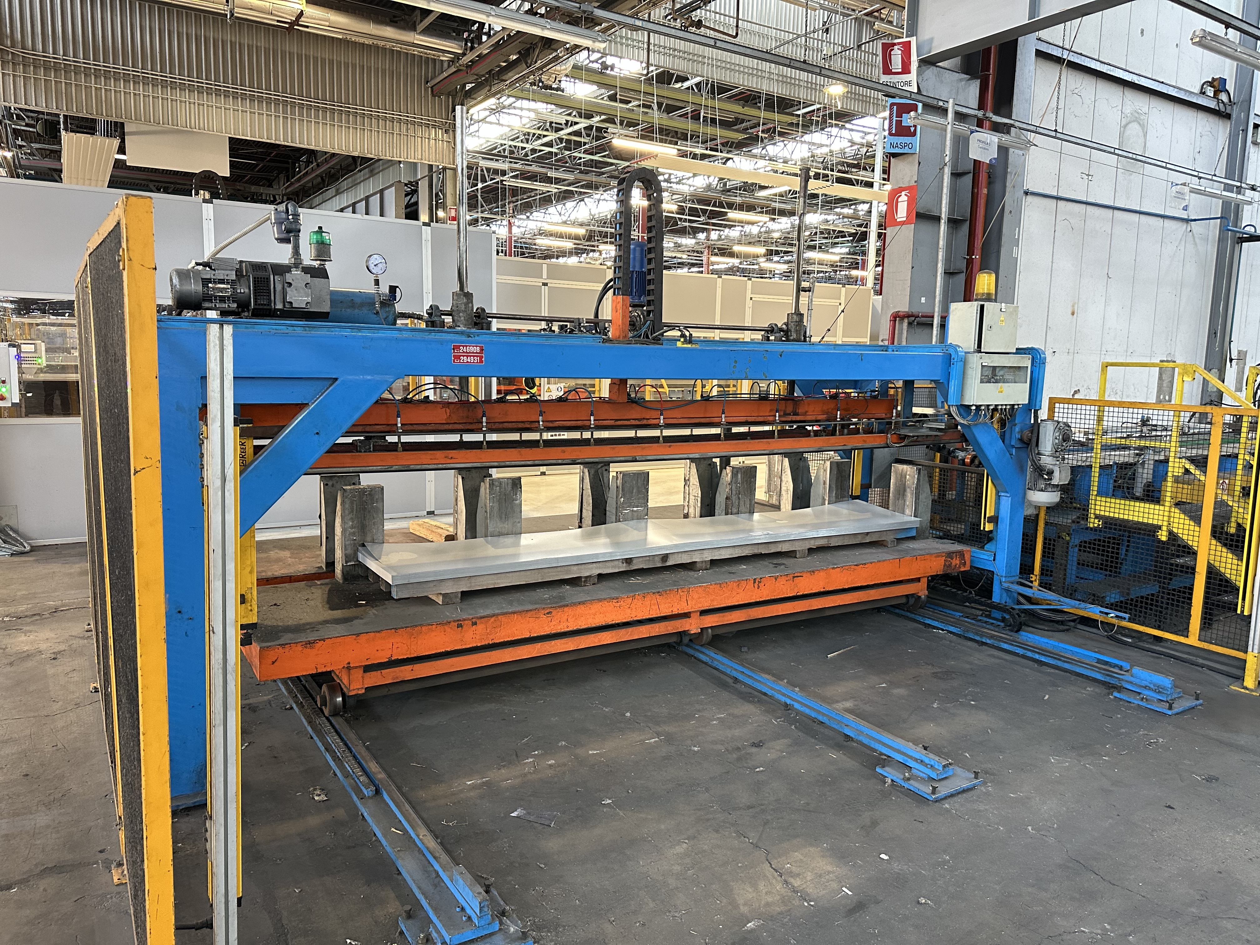 Barreta DOD/SD Side Panel Line (2000)