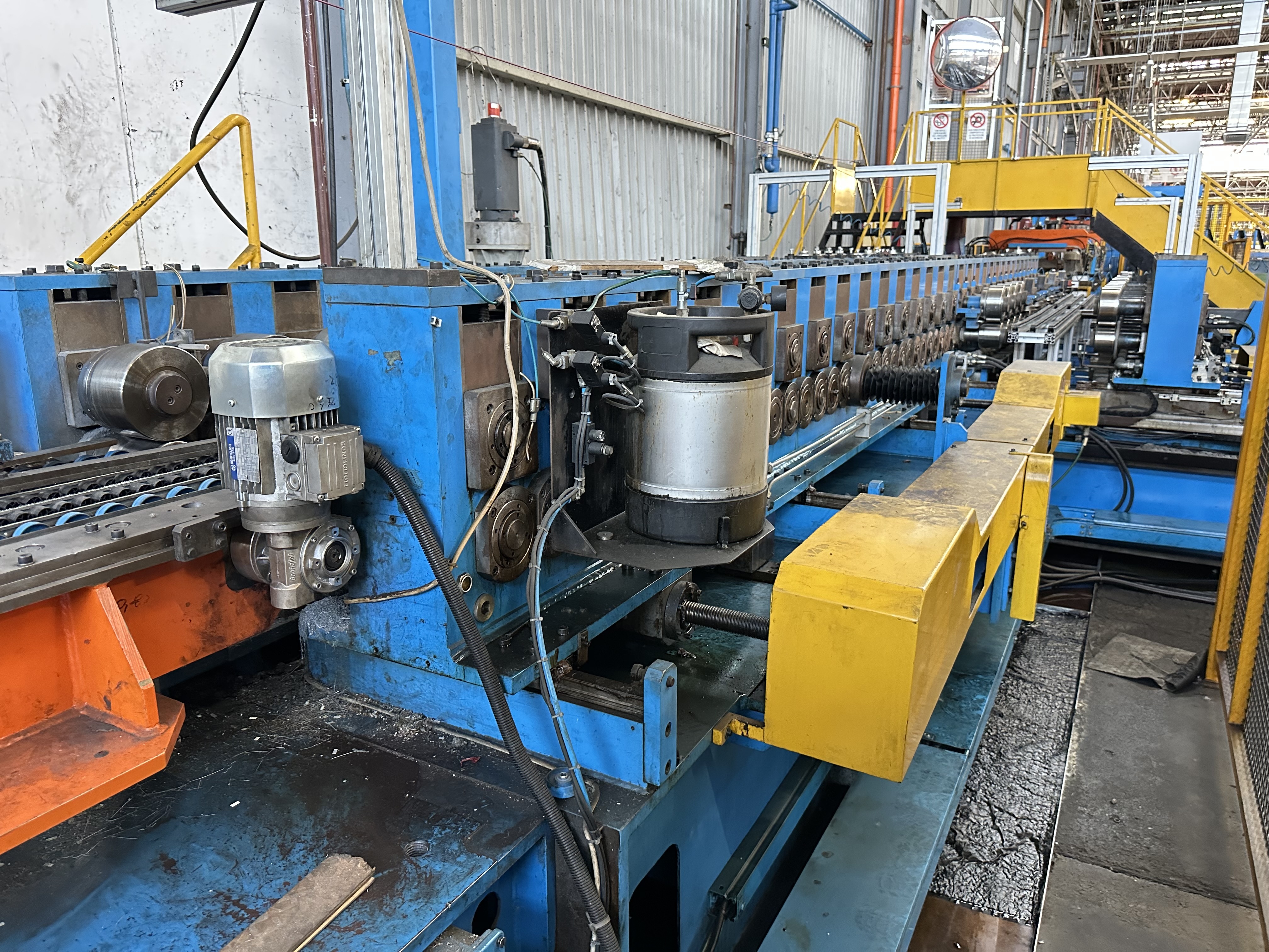 Barreta DOD/SD Side Panel Line (2000)