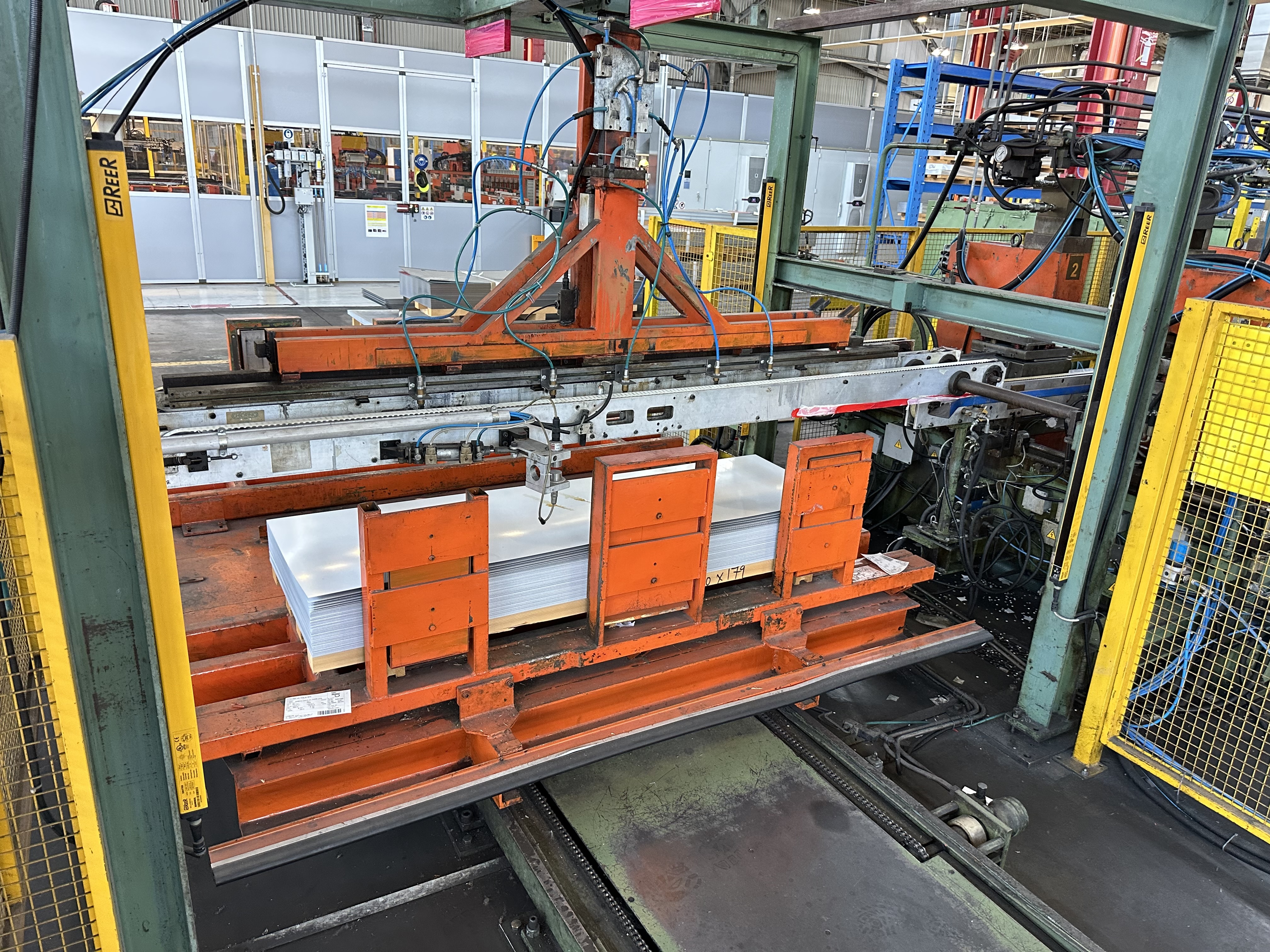 Sapim Door Panel Line (1982)