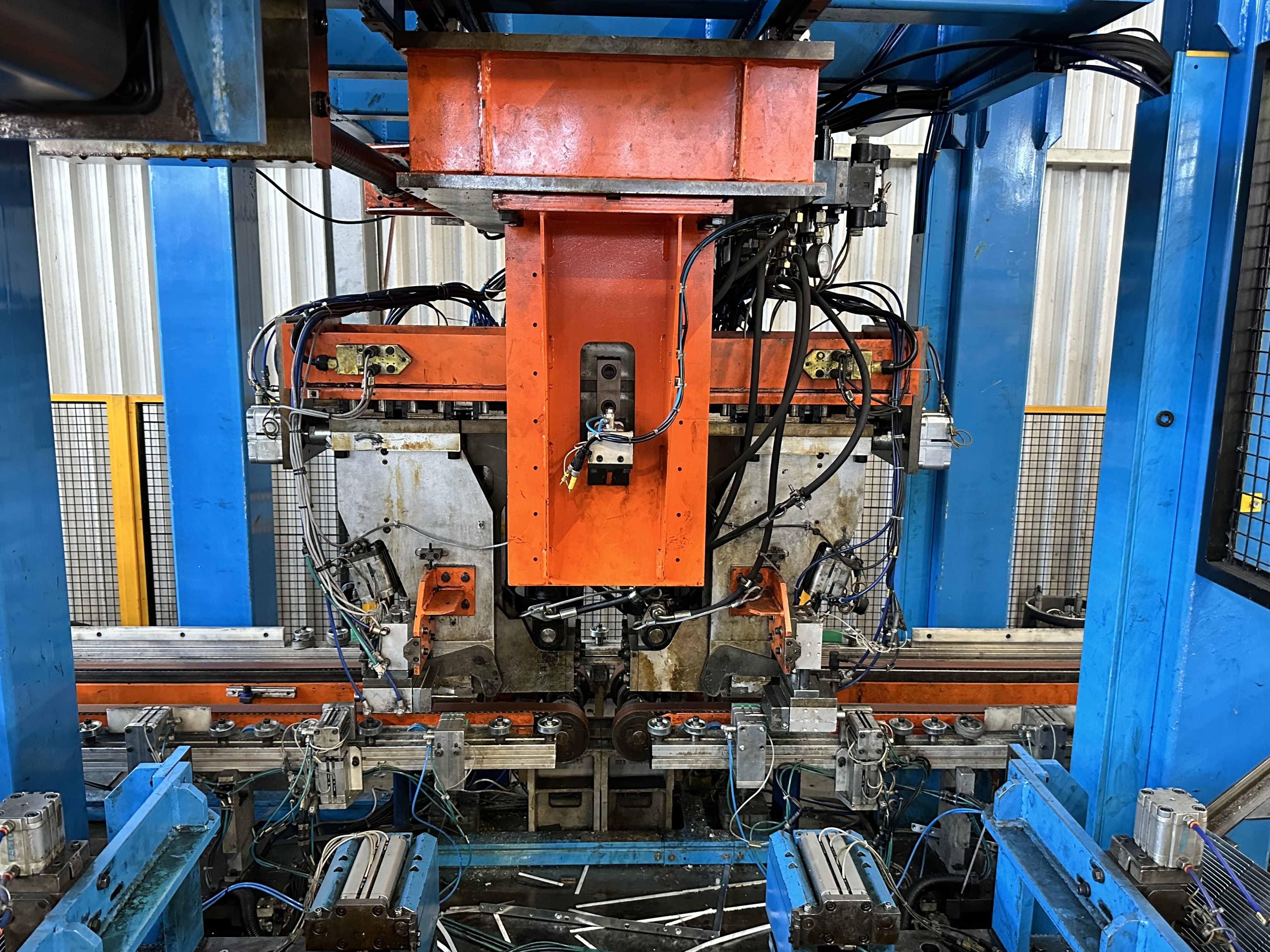 Barreta DOD/SD Side Panel Line (2000)