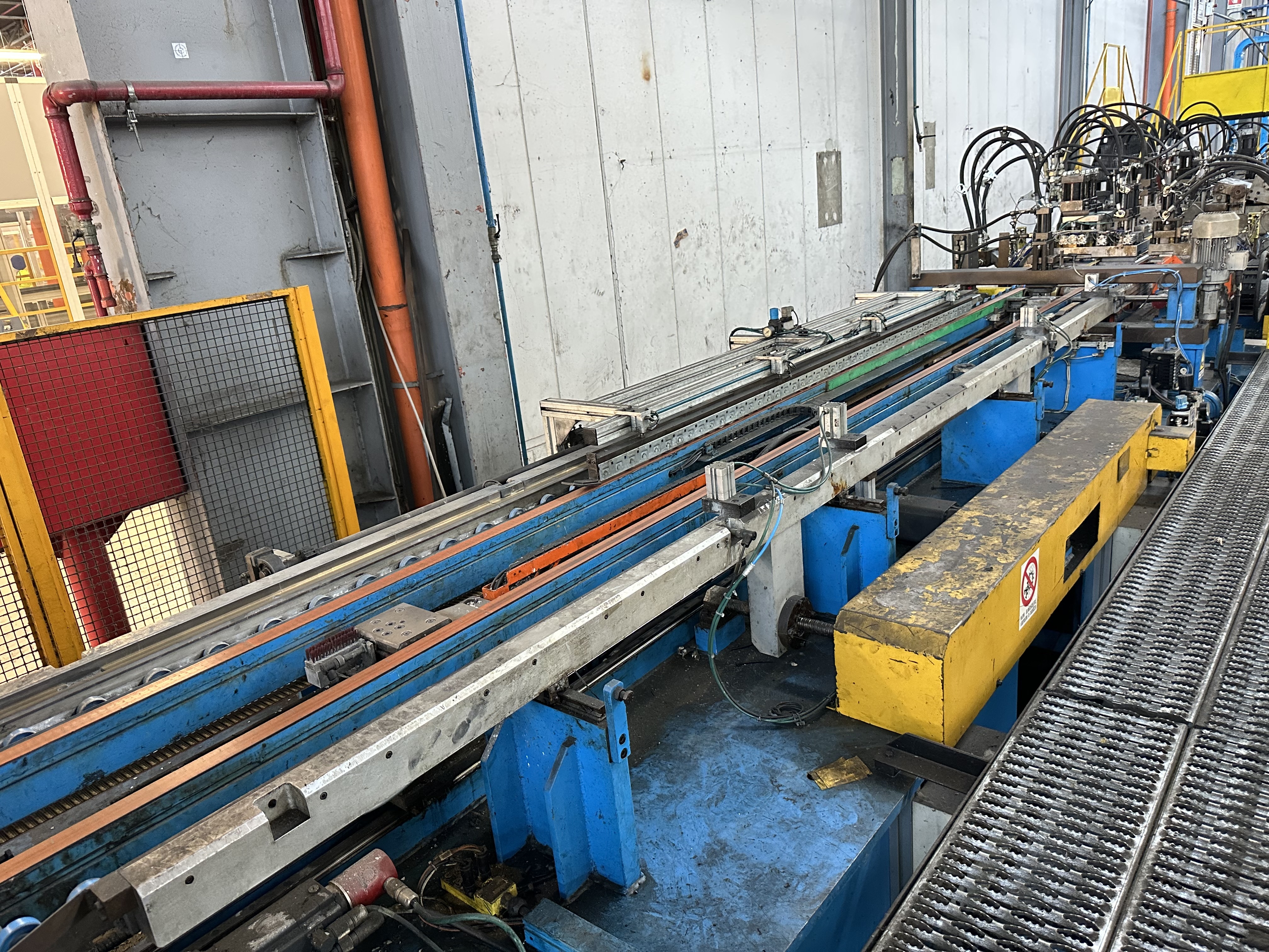 Barreta DOD/SD Side Panel Line (2000)