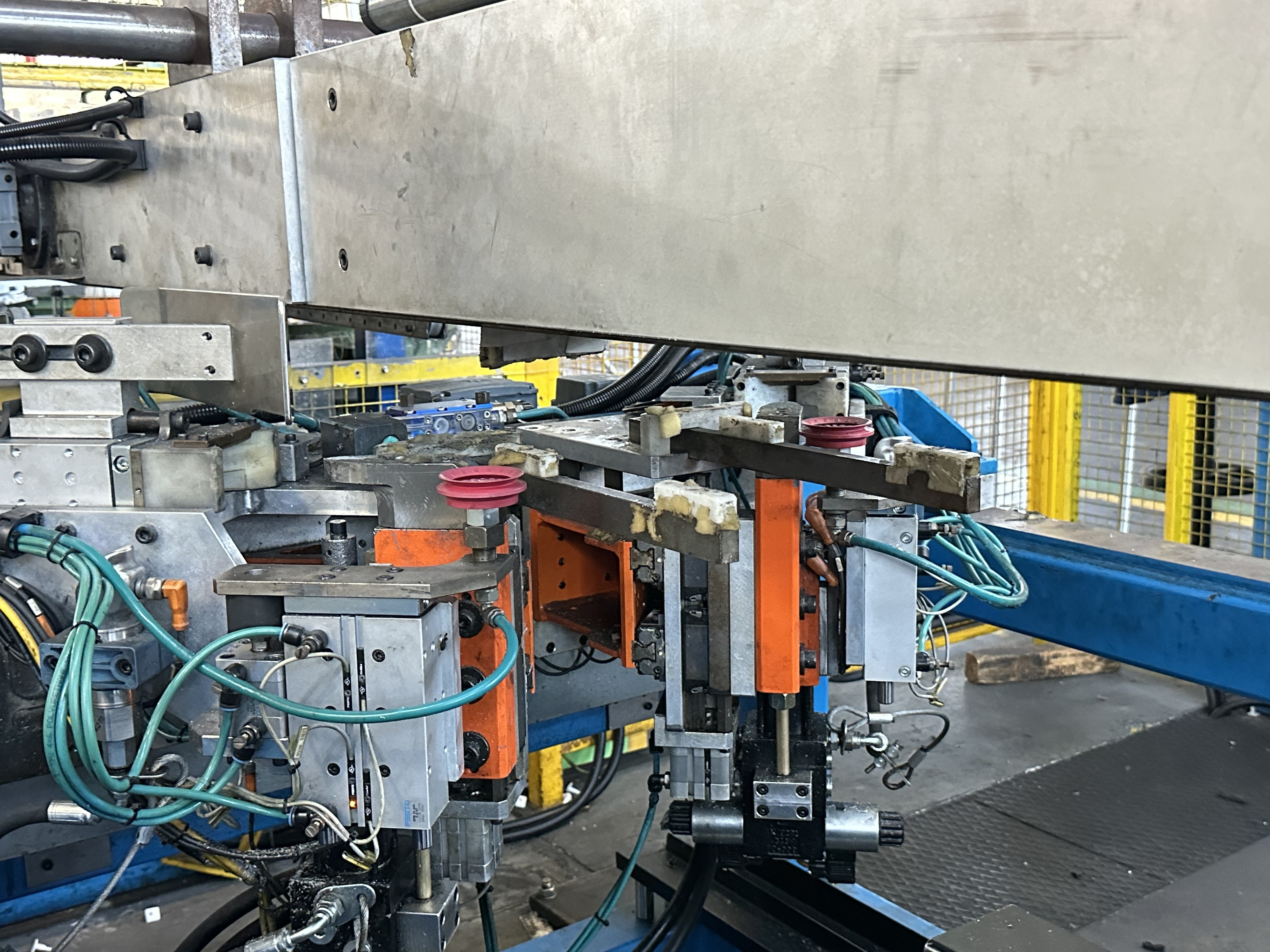 Sapim Door Panel Line (1982)