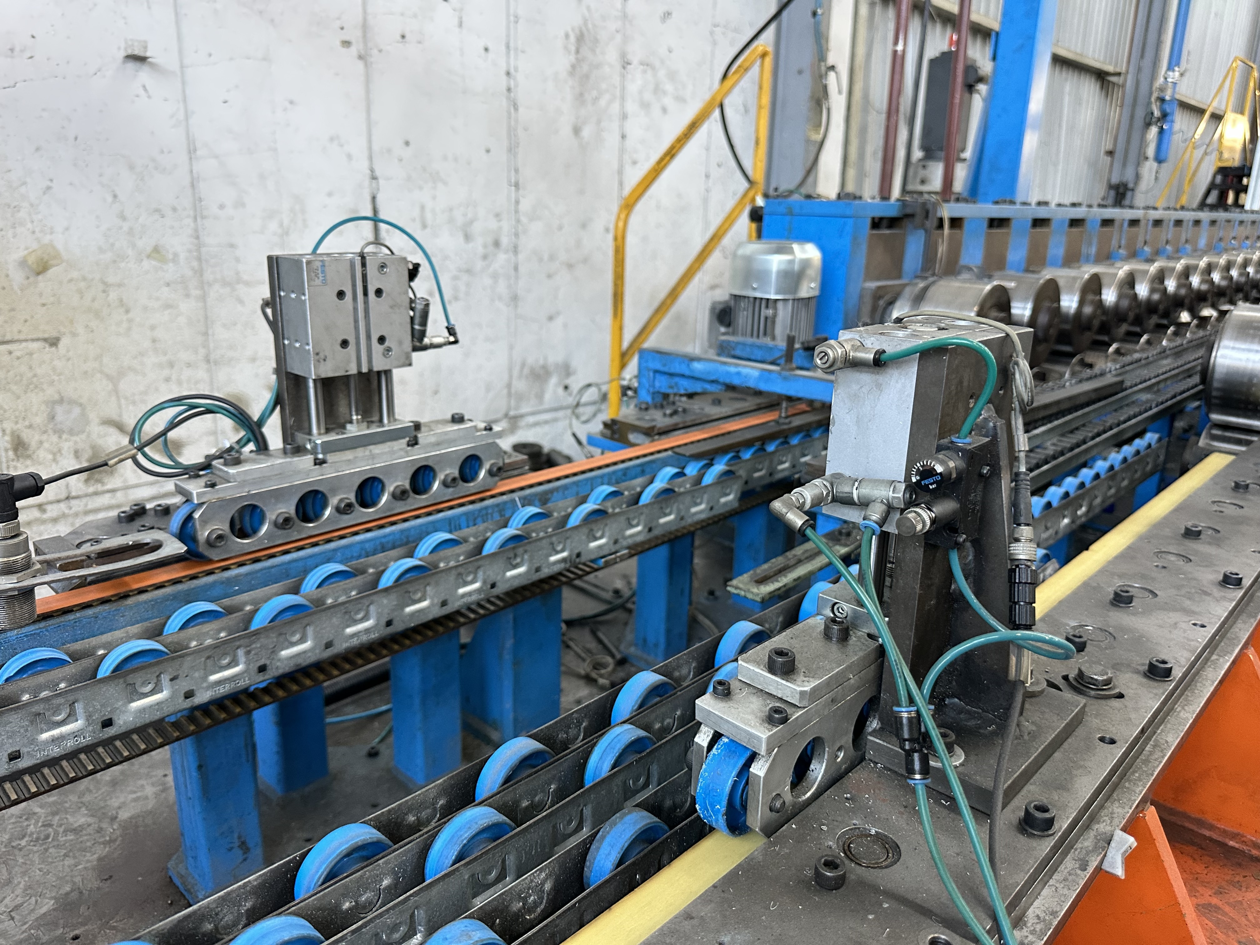 Barreta DOD/SD Side Panel Line (2000)