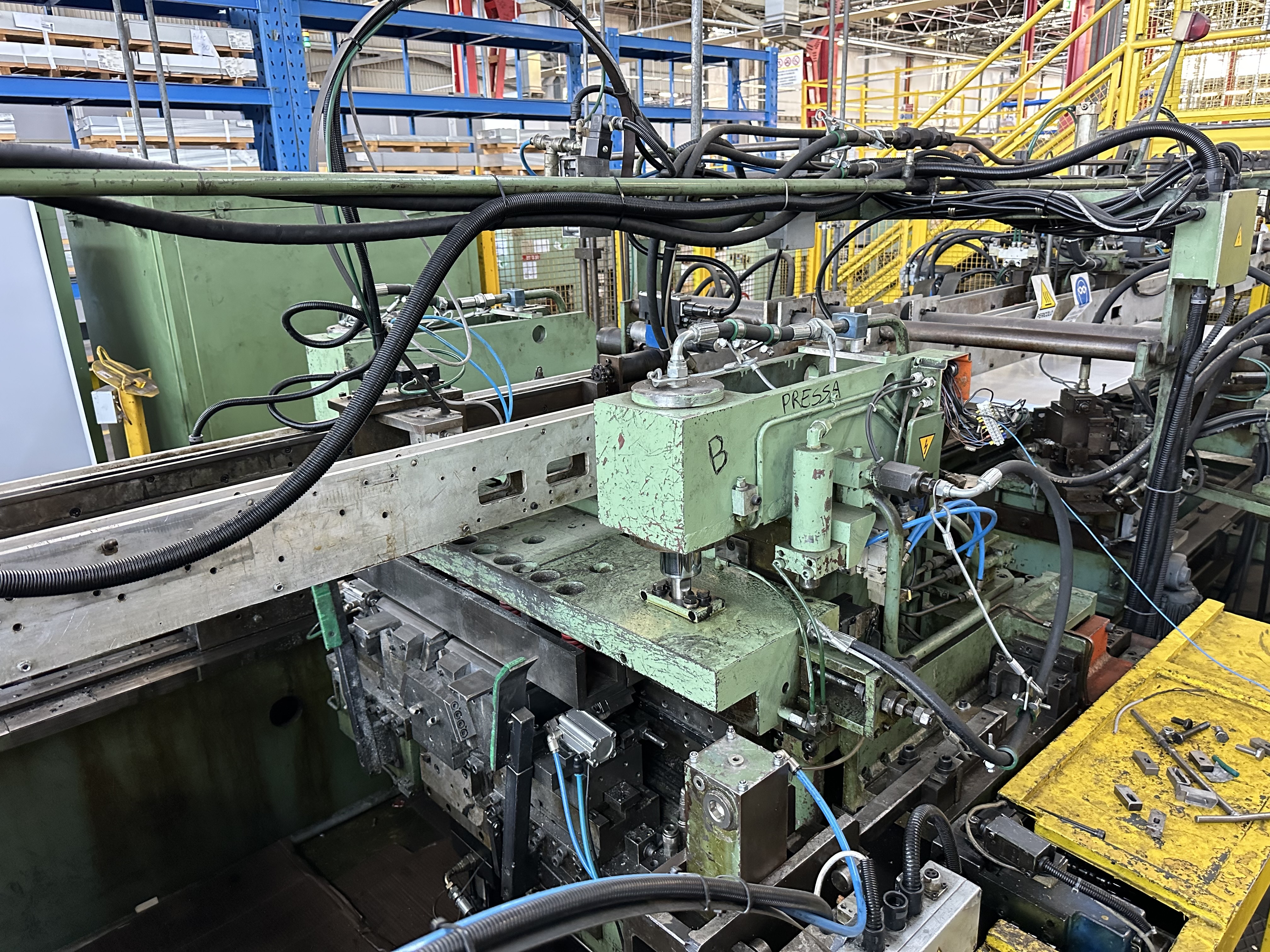 Sapim Door Panel Line (1982)