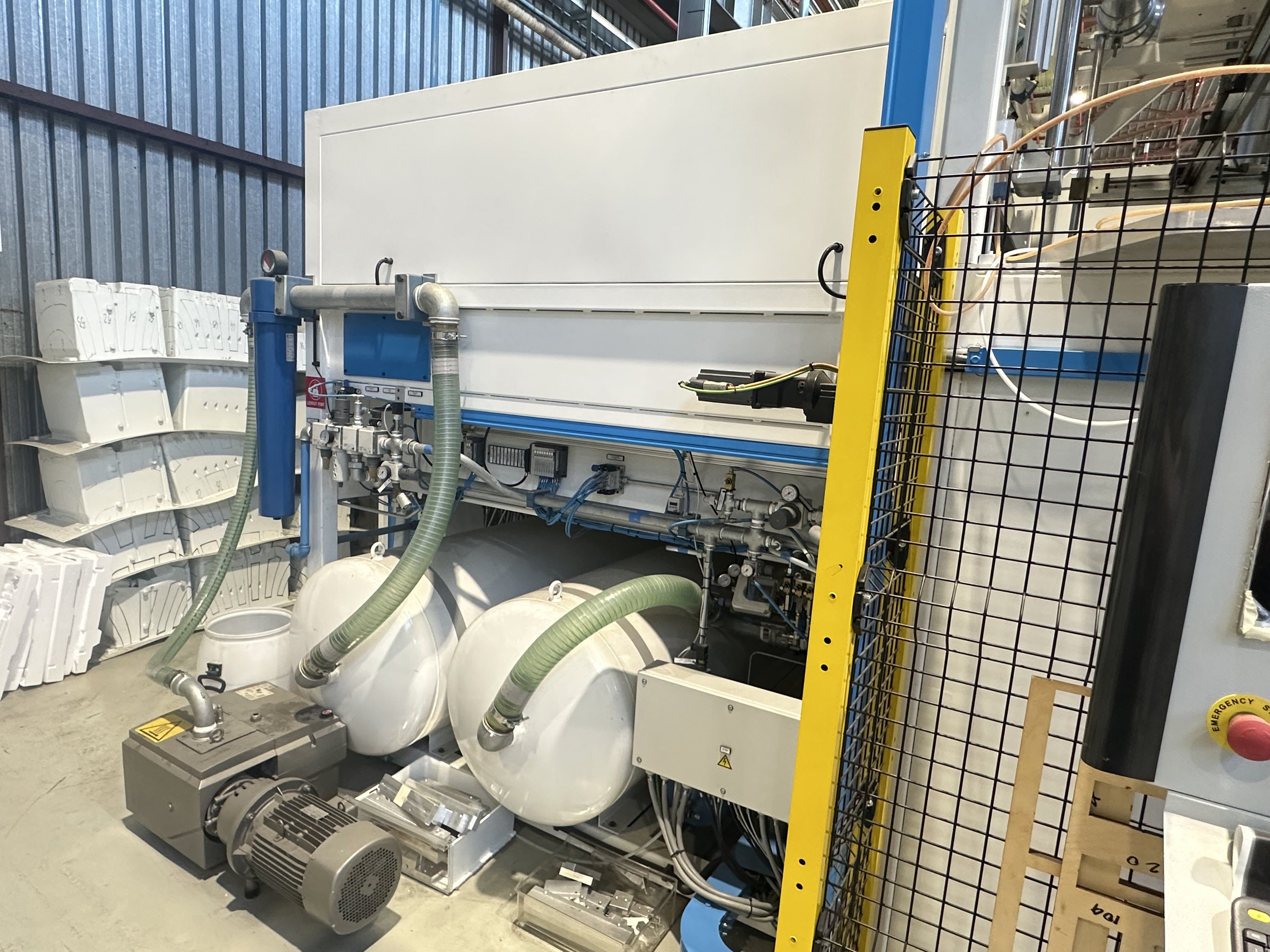 Comi Model Labor Forma 2000 x 1000 x 700mm Thermoforming Machine (2019)                                                       