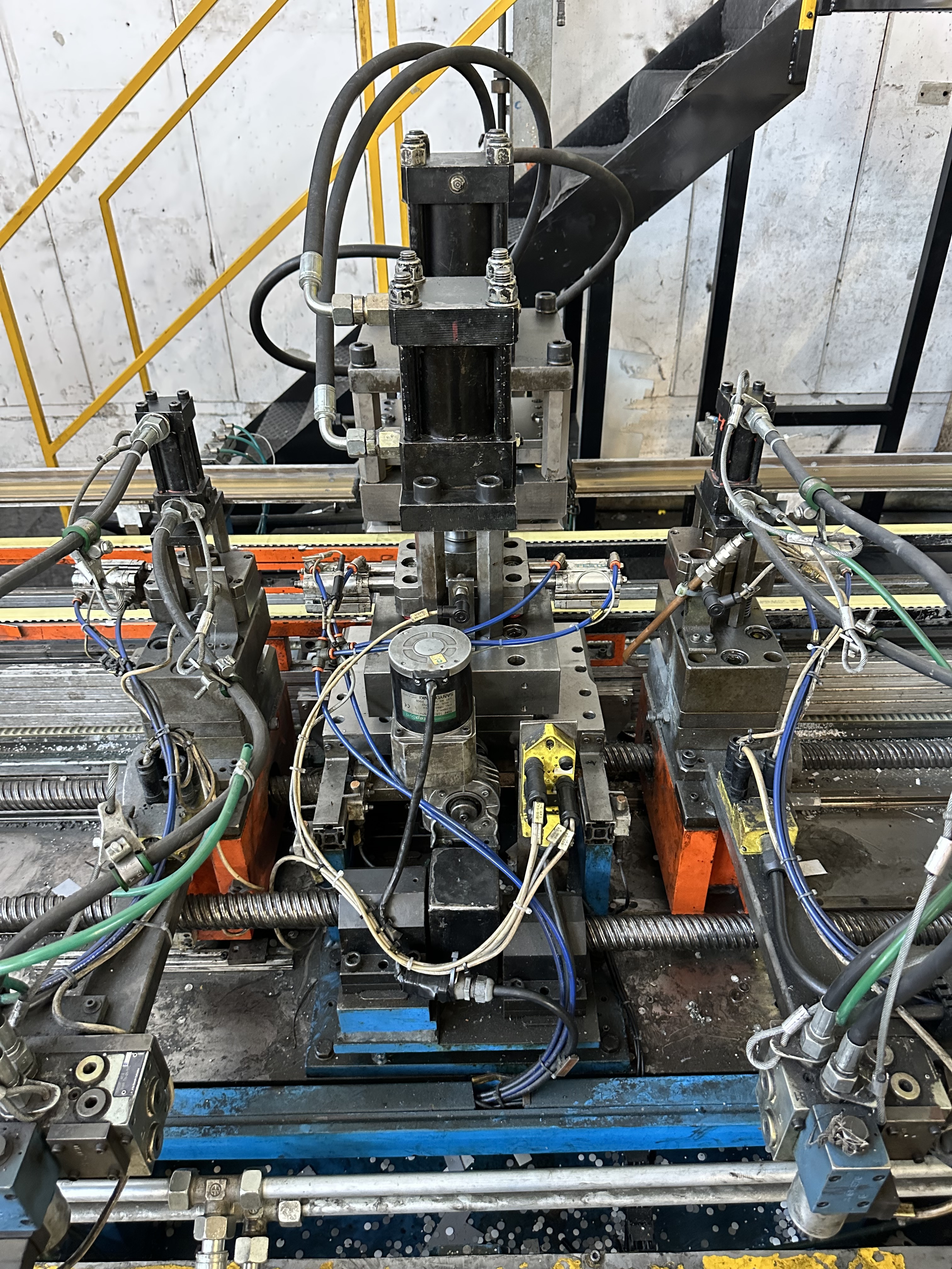 Barreta DOD/SD Side Panel Line (2000)