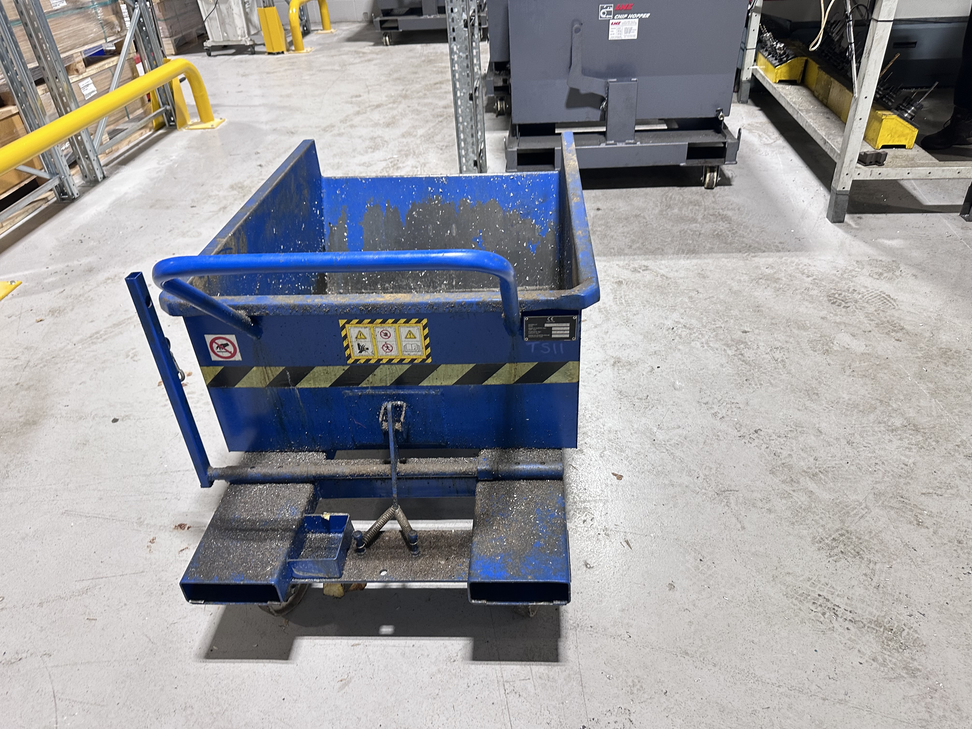 Chip Hopper 820mm x 1050mm x 390mm