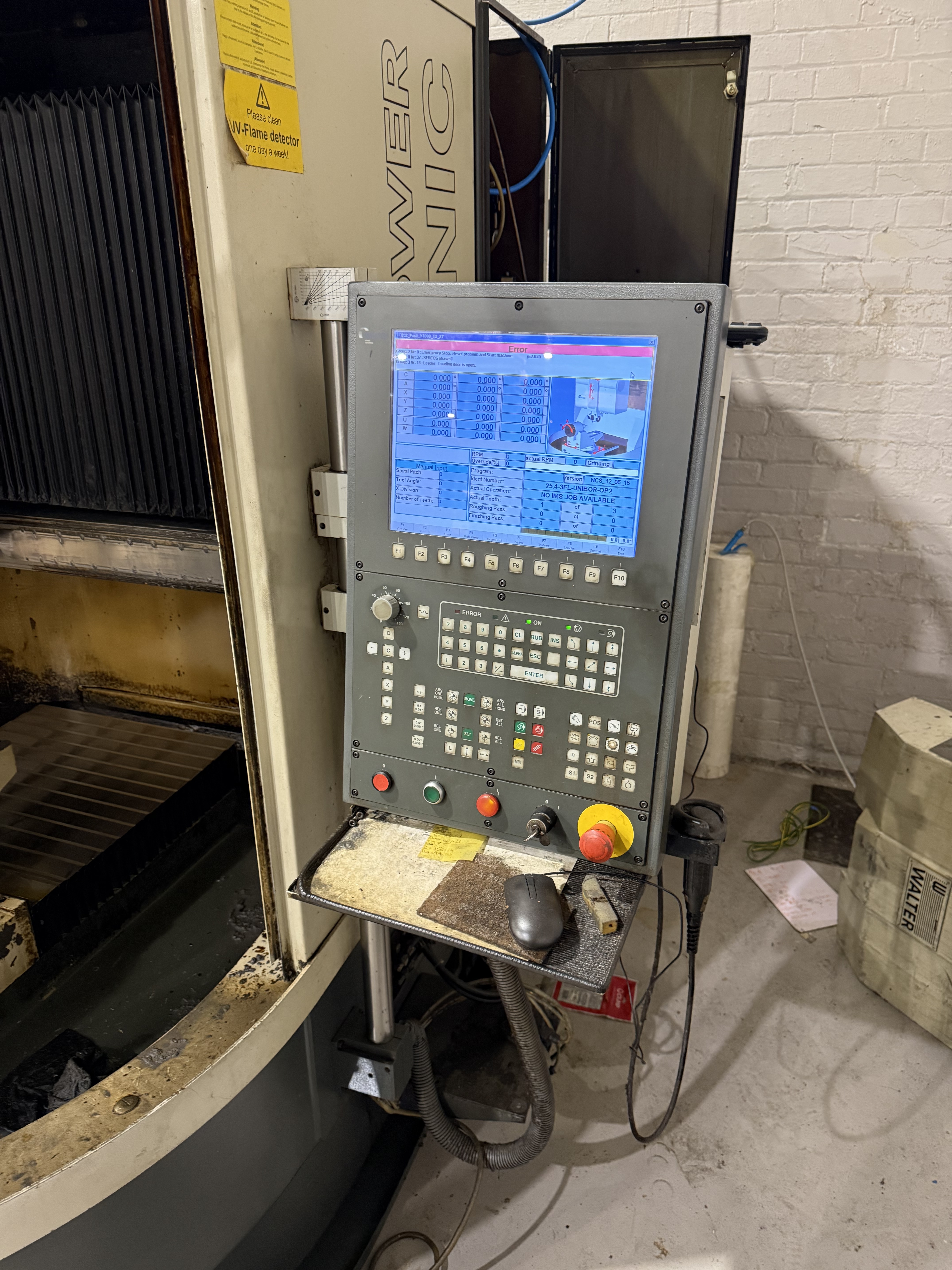 Walter Heli-Power Production 5-Axis CNC Tool Grinder. (1998)