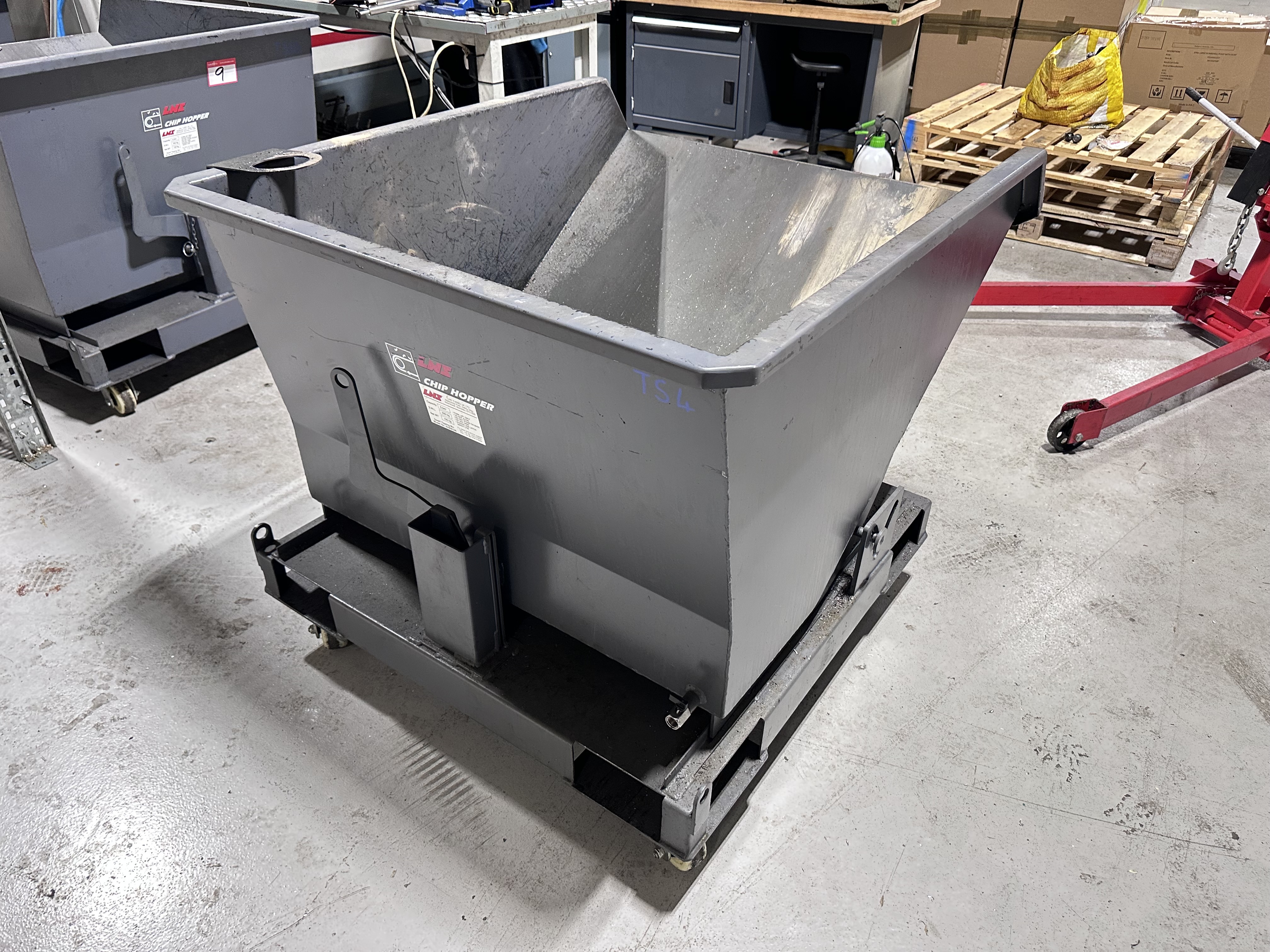 LNS Chip Hopper 1080mm x 1250mm x 680mm