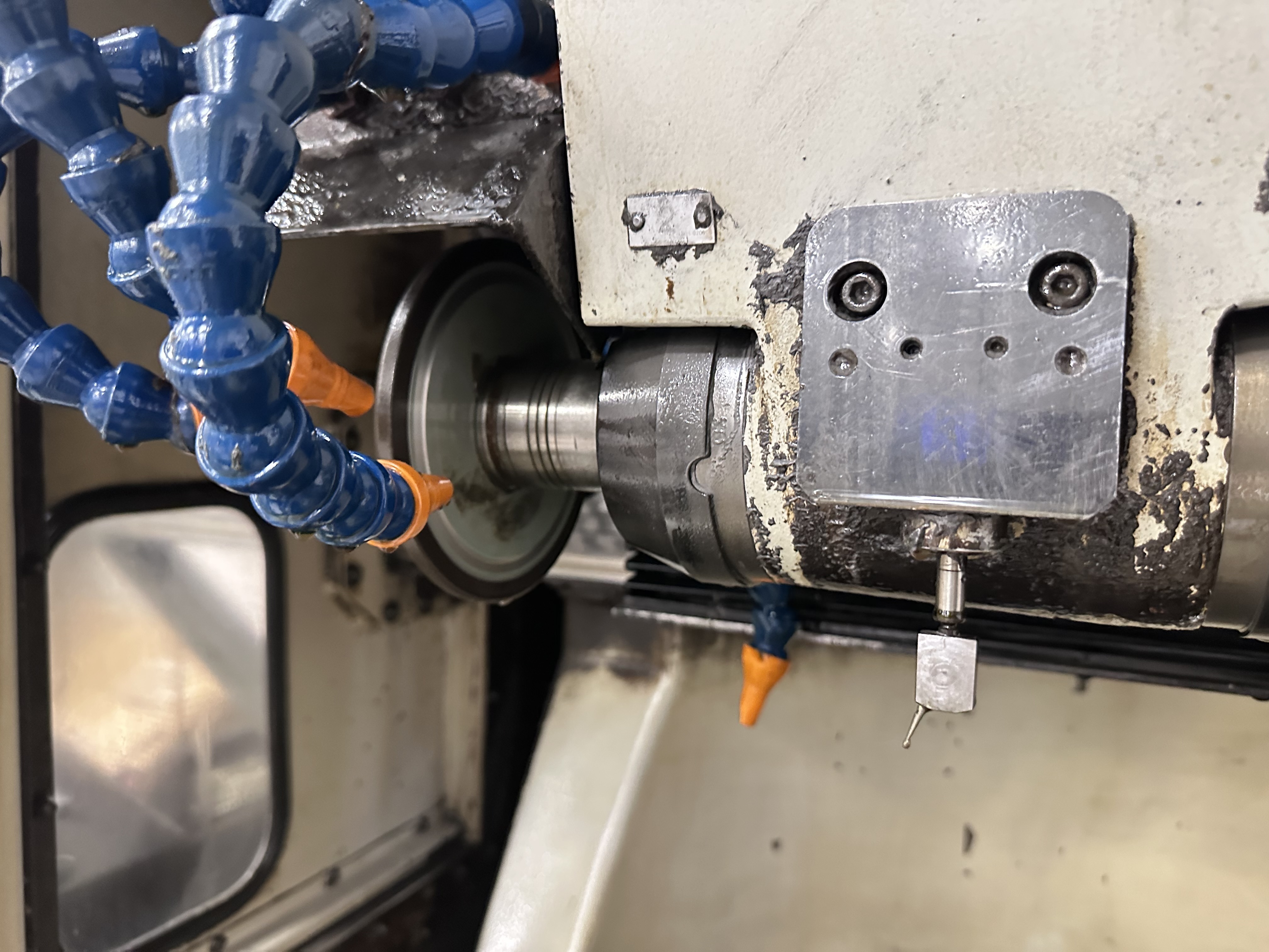 Walter Heli-Power Production 5-Axis CNC Tool Grinder. (1998)