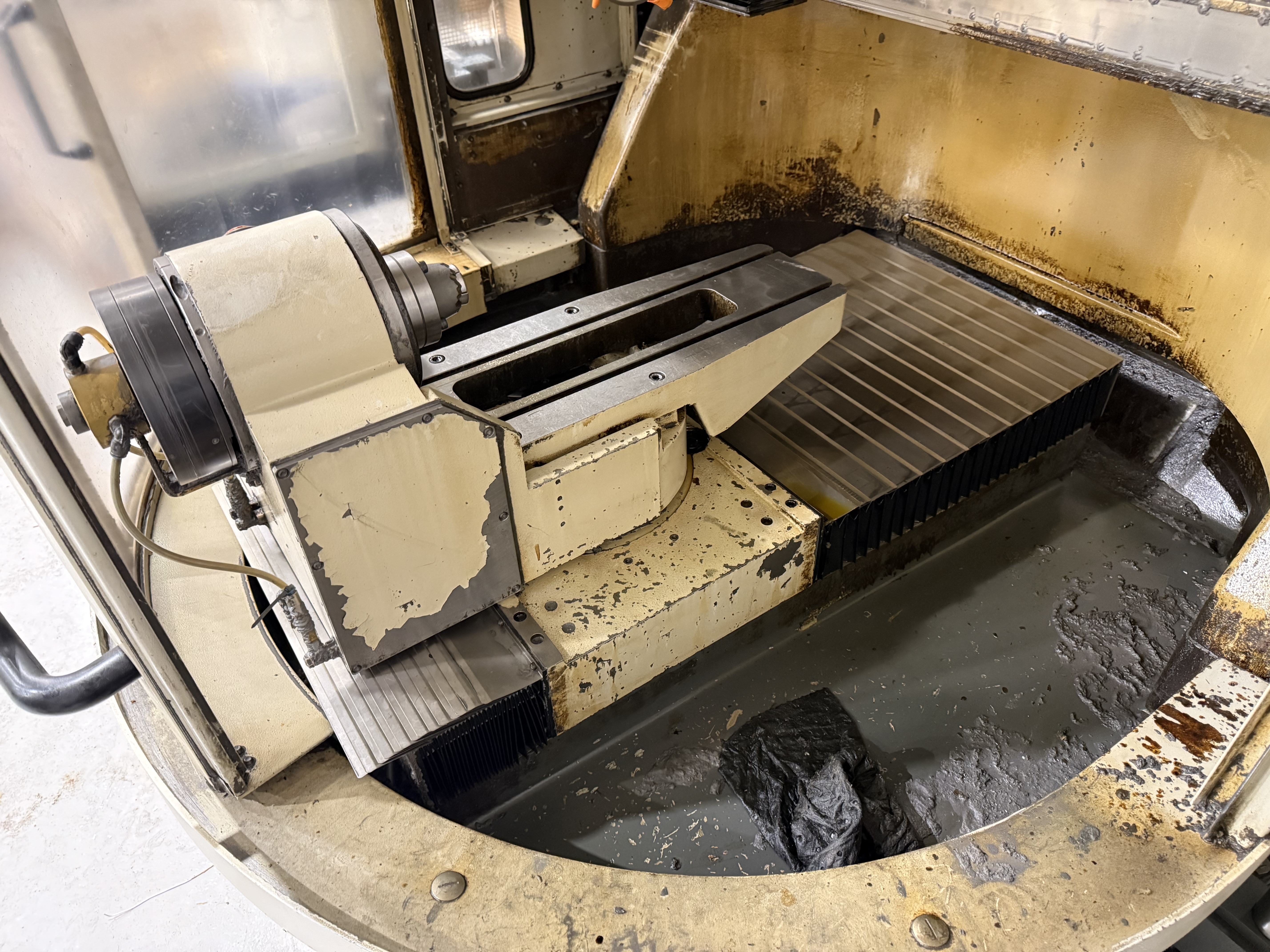 Walter Heli-Power Production 5-Axis CNC Tool Grinder. (1998)