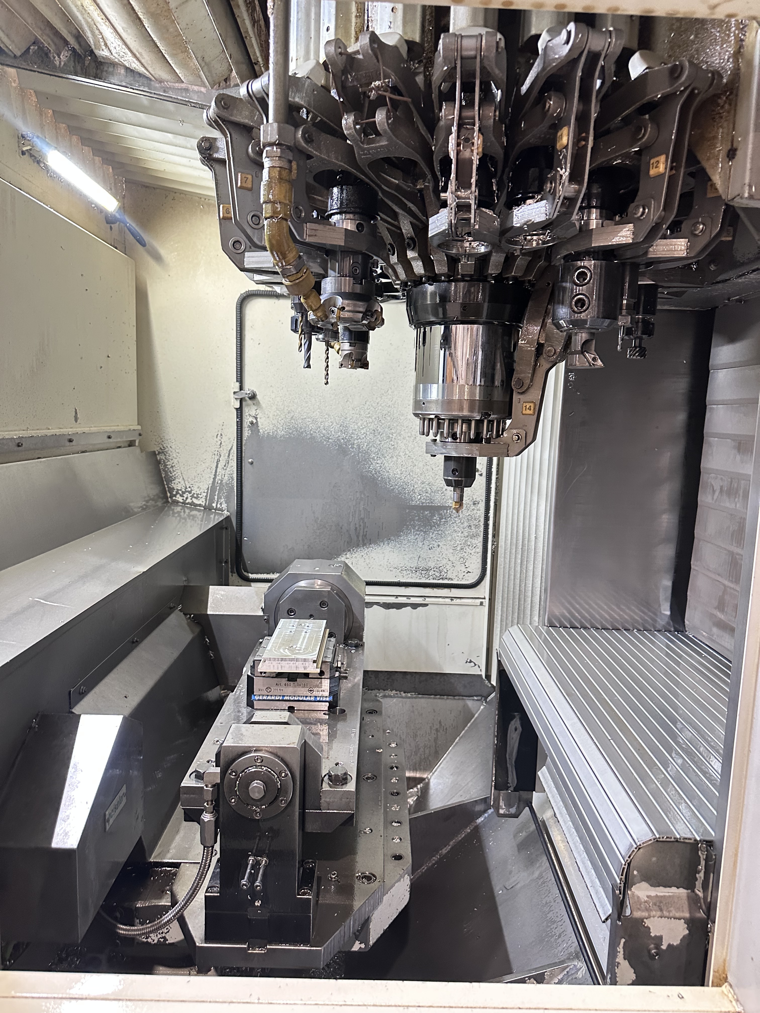 Chiron FZ 15 W High Speed Twin Pallet Vertical Machining Centre. (2002)