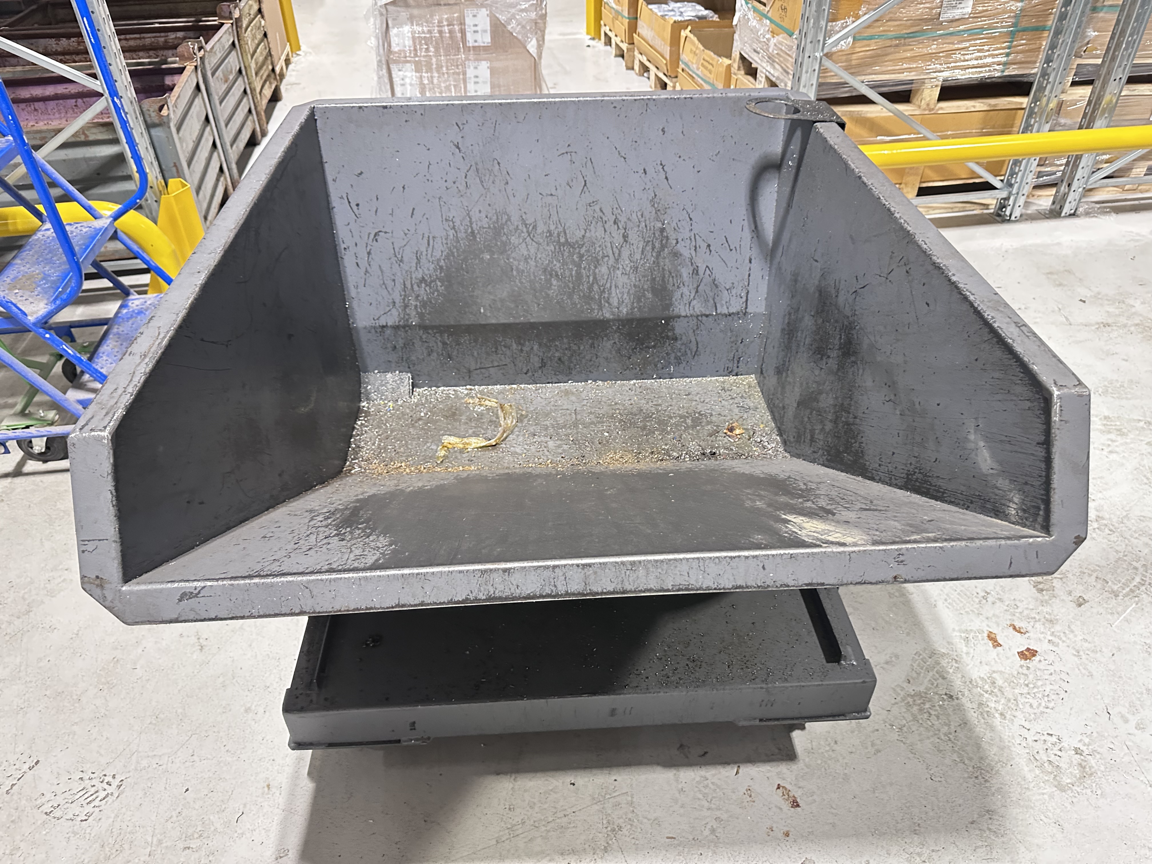 LNS Chip Hopper 1080mm x 1250mm x 680mm