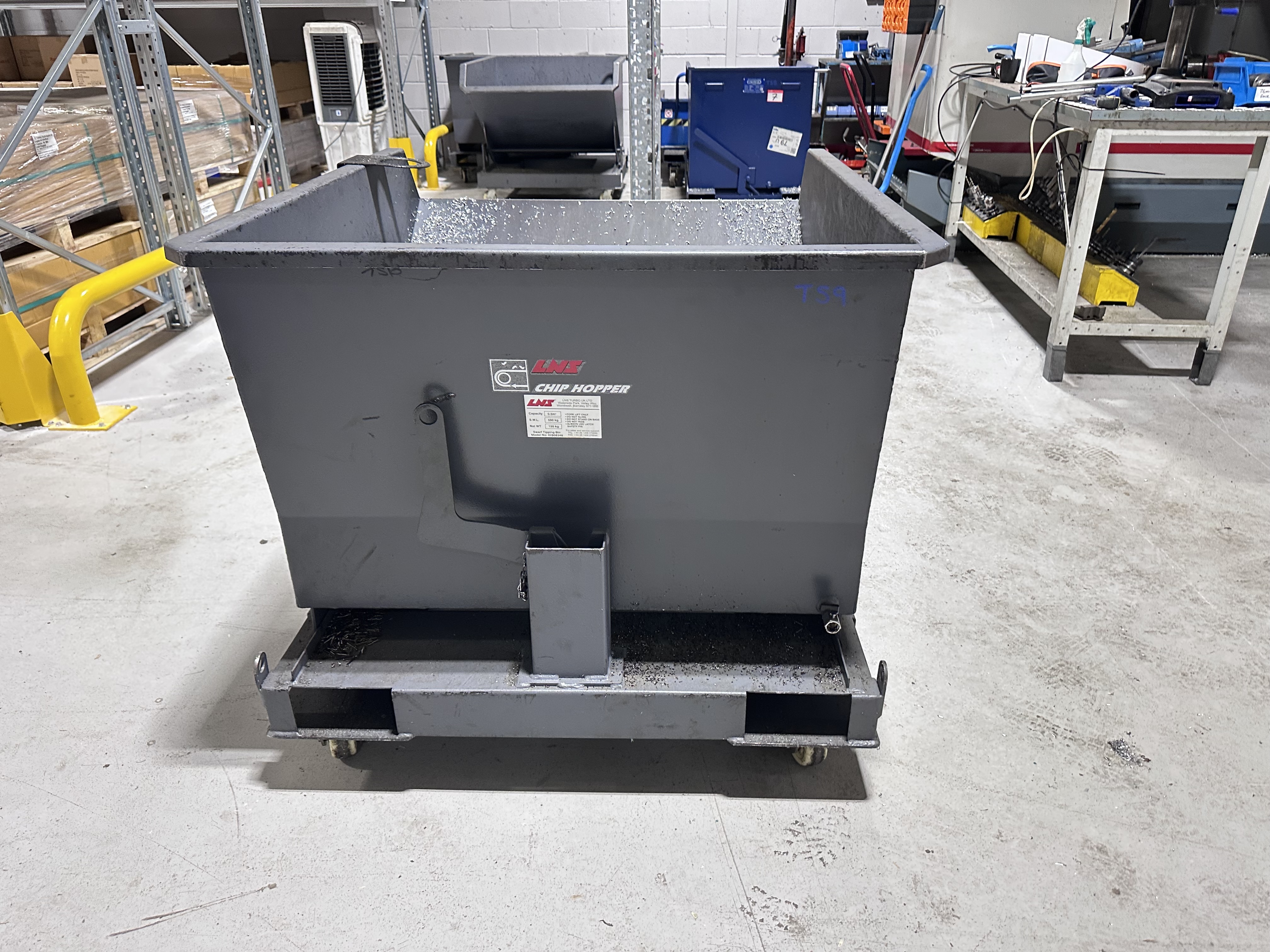 LNS Chip Hopper 1080mm x 1250mm x 680mm