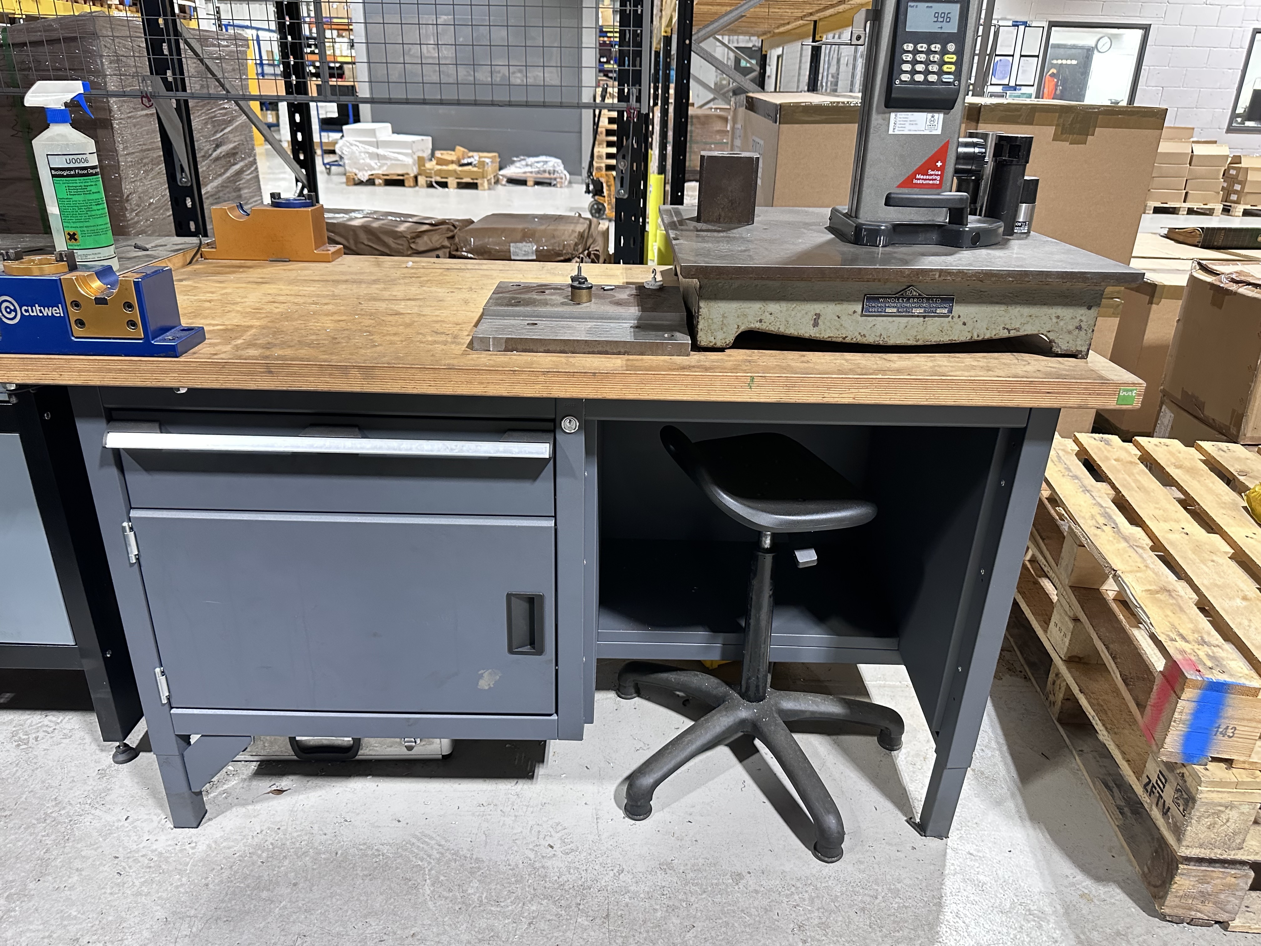Trimos VL300 Verrtical Height Gauge with Steel Table 