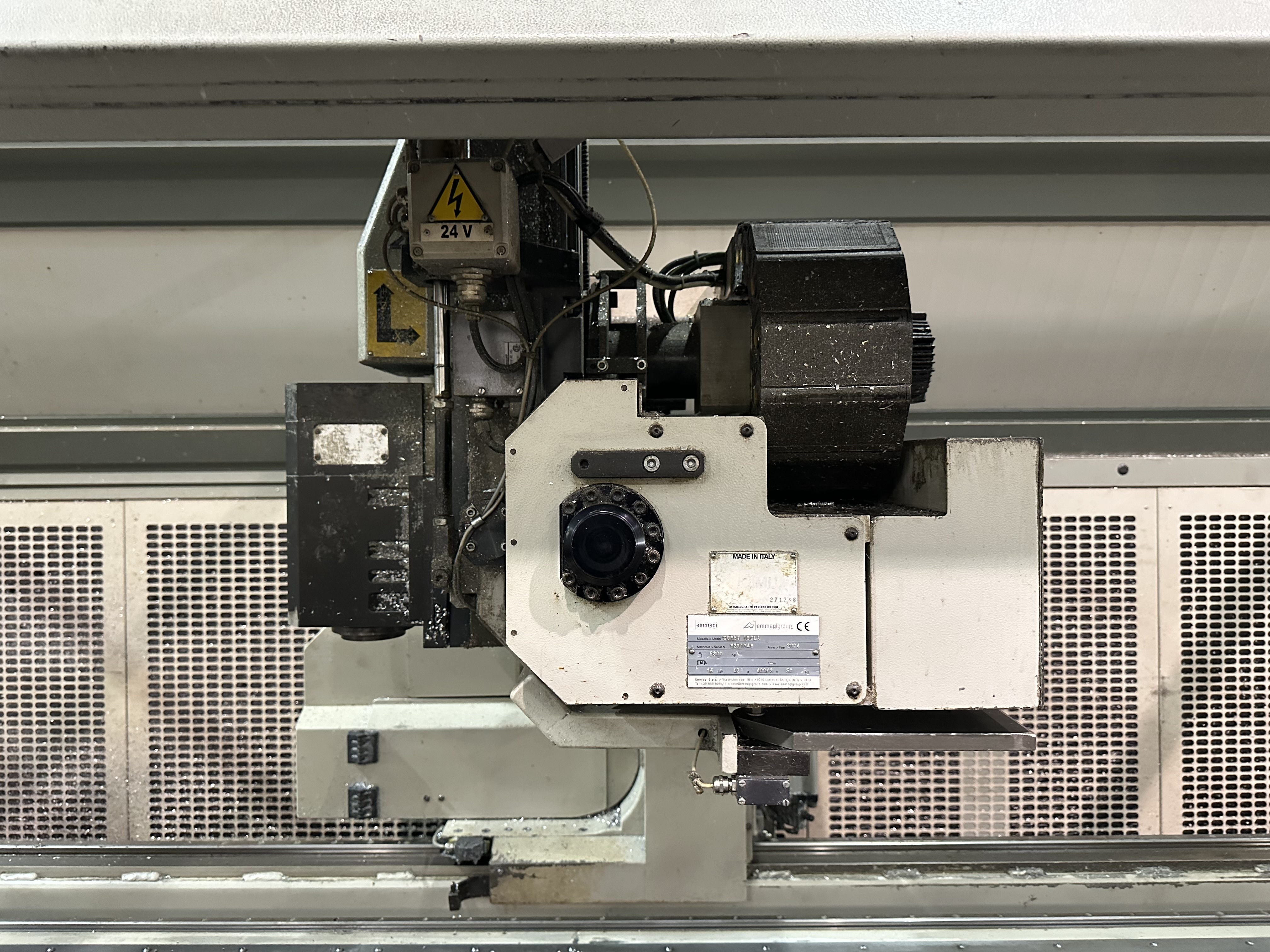 Emmegi Comet Isola, 4 Axis CNC Vertical Machining Centre (2004)