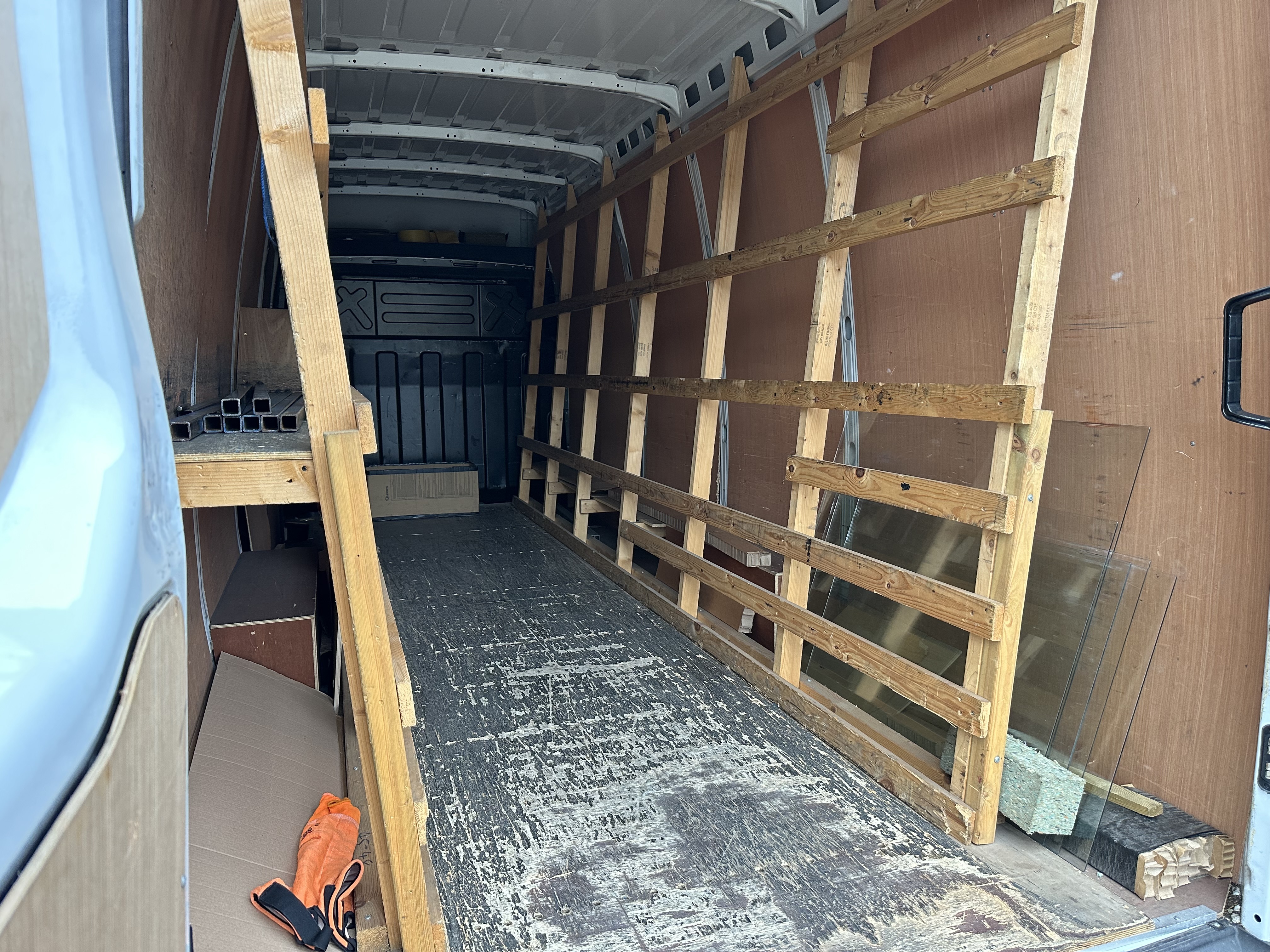 Iveco Daily 35-140 panel van Registration no: GK21 WVH 