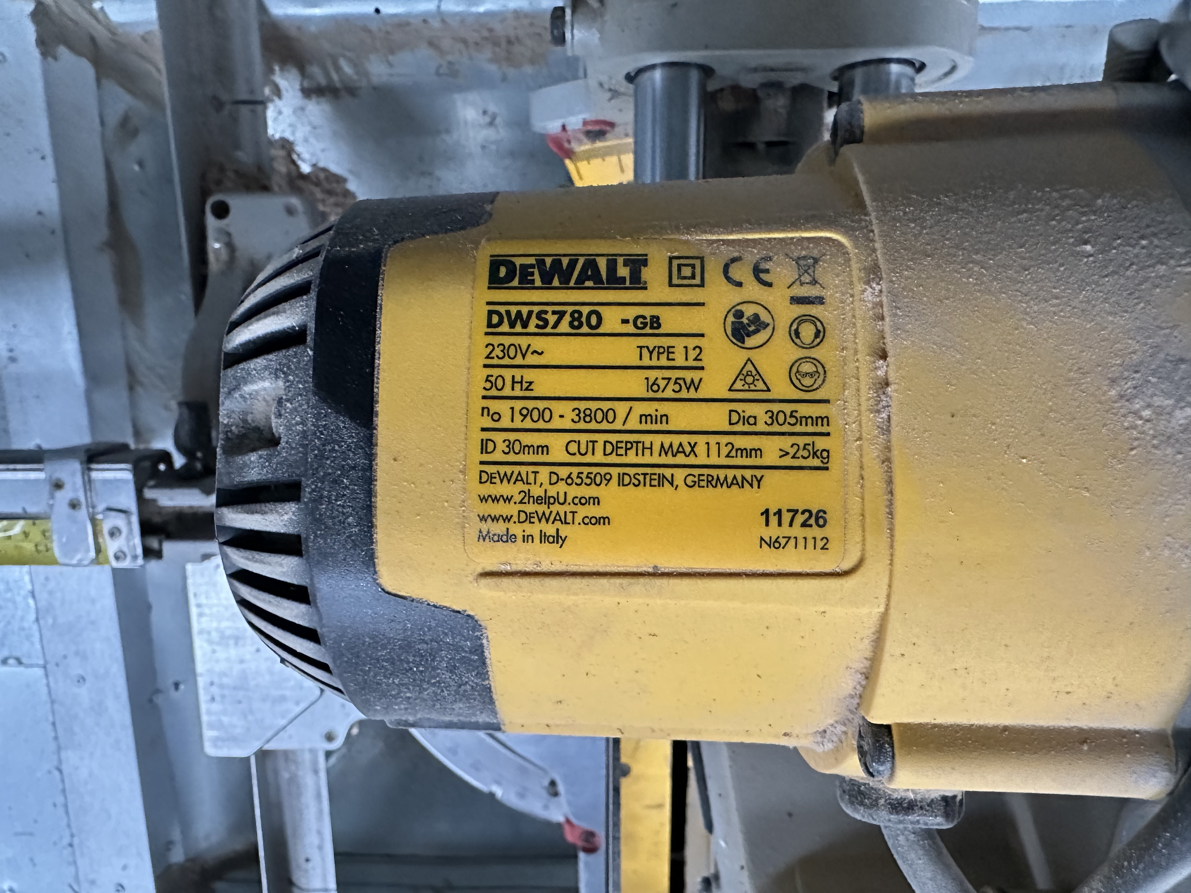 Dewalt DWS 780 mitre saw with twin bag extractor