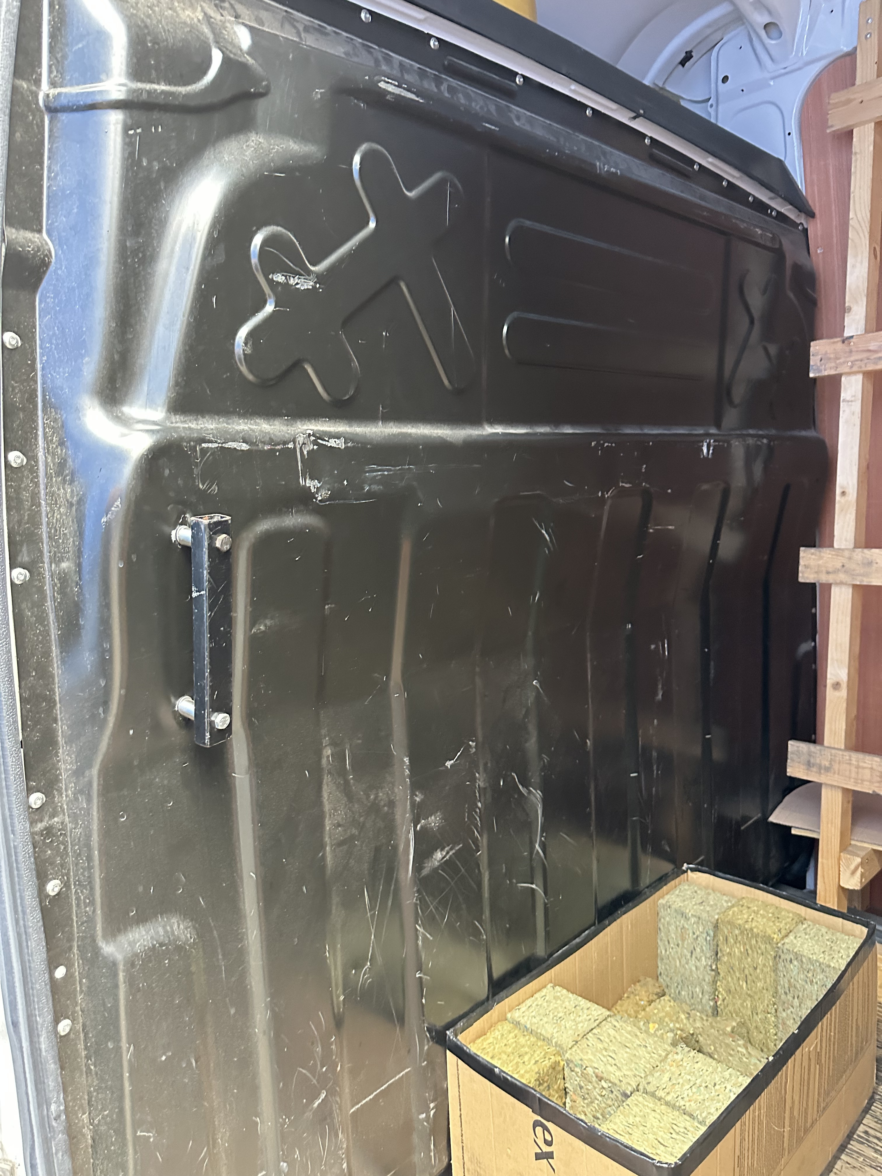Iveco Daily 35-140 panel van Registration no: GK21 WVH 