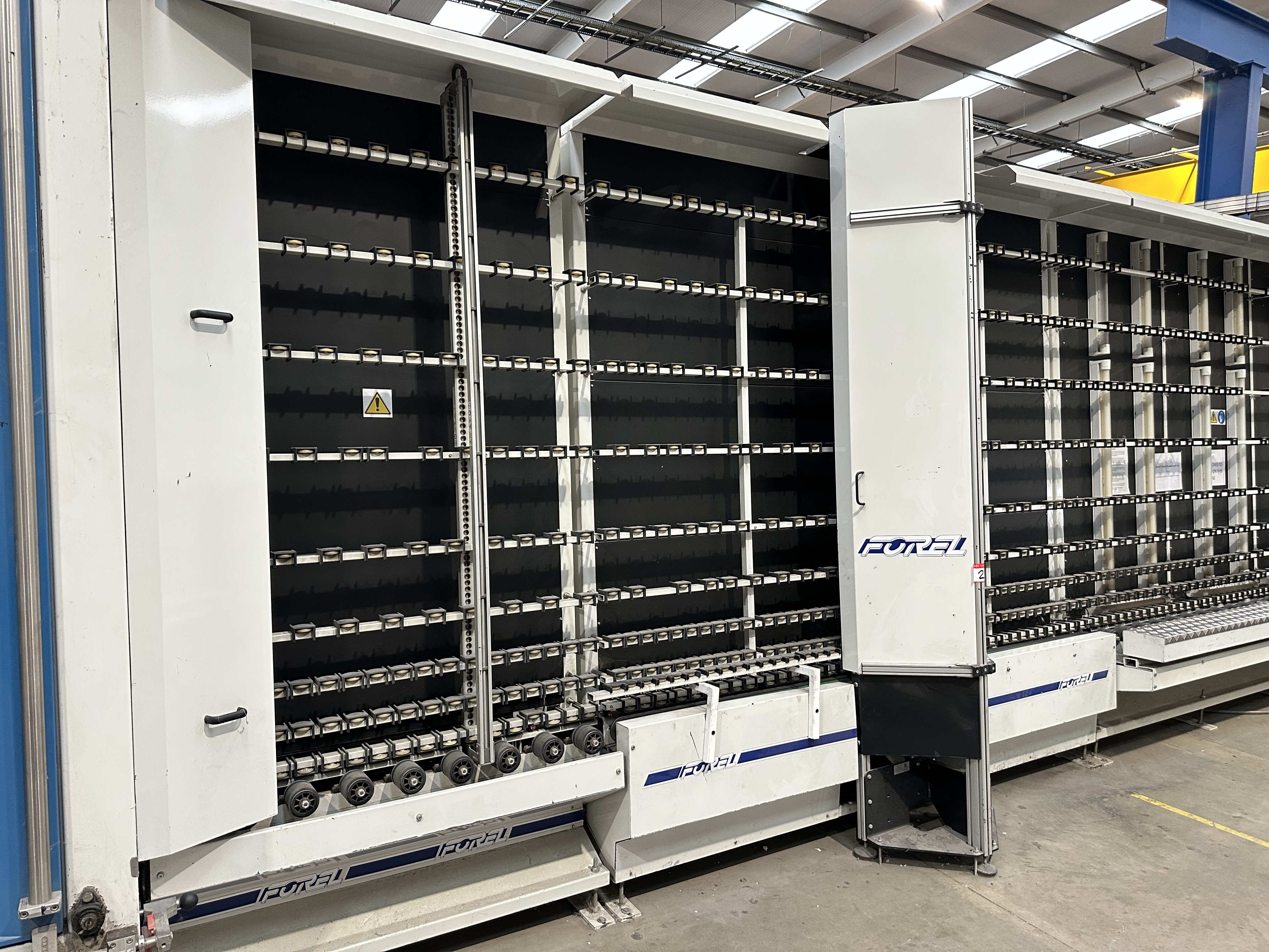 Forel IG Line comprising: Forel VW 2000 6 brush glass washer (2015)