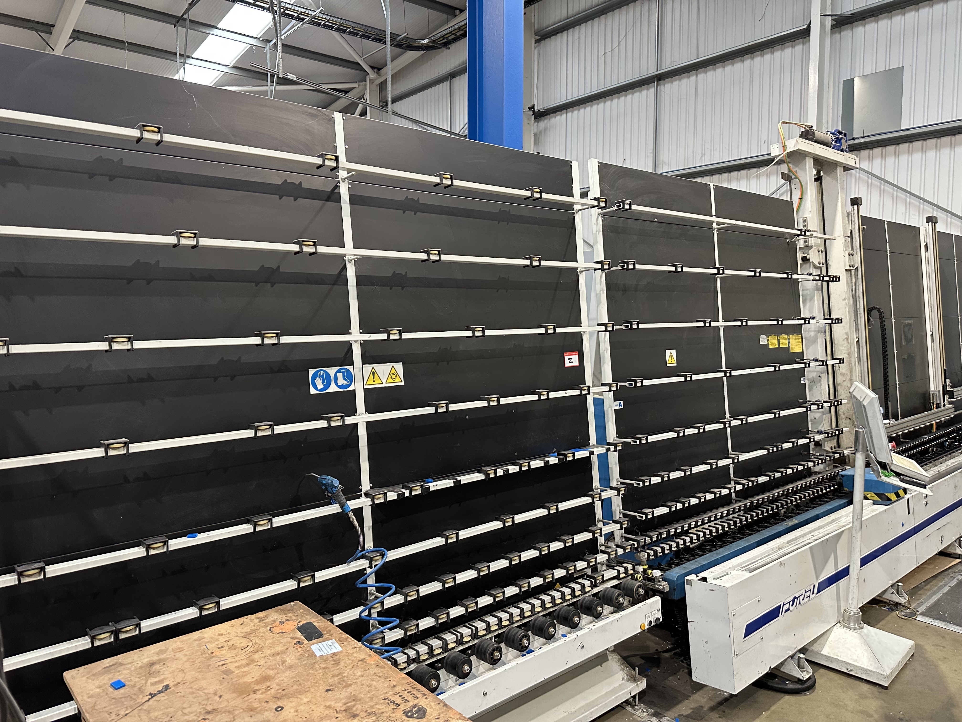 Forel IG Line comprising: Forel VW 2000 6 brush glass washer (2015)