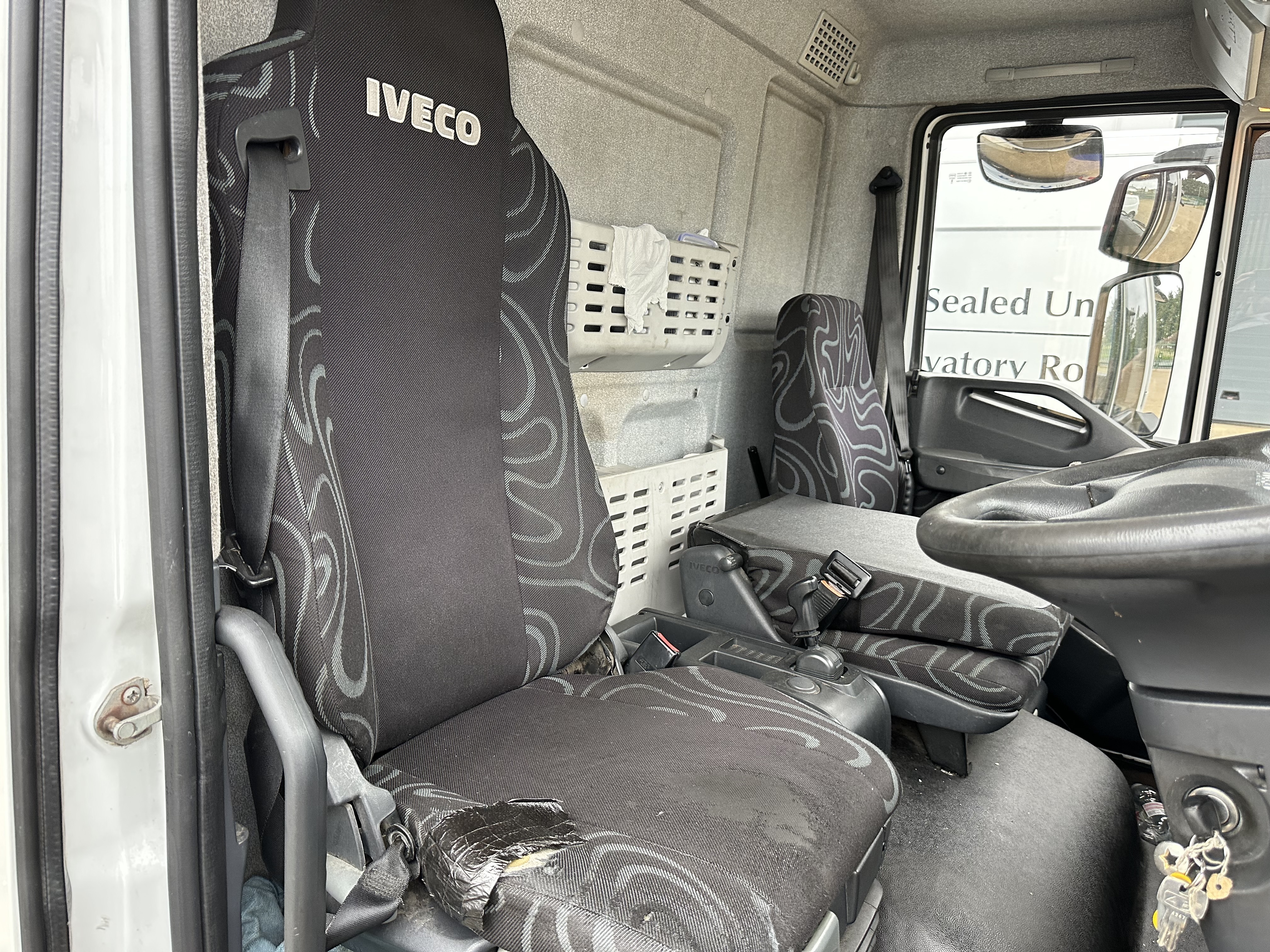 Iveco Eurocargo 75E16S curtainside Registration no: YG17 FNH