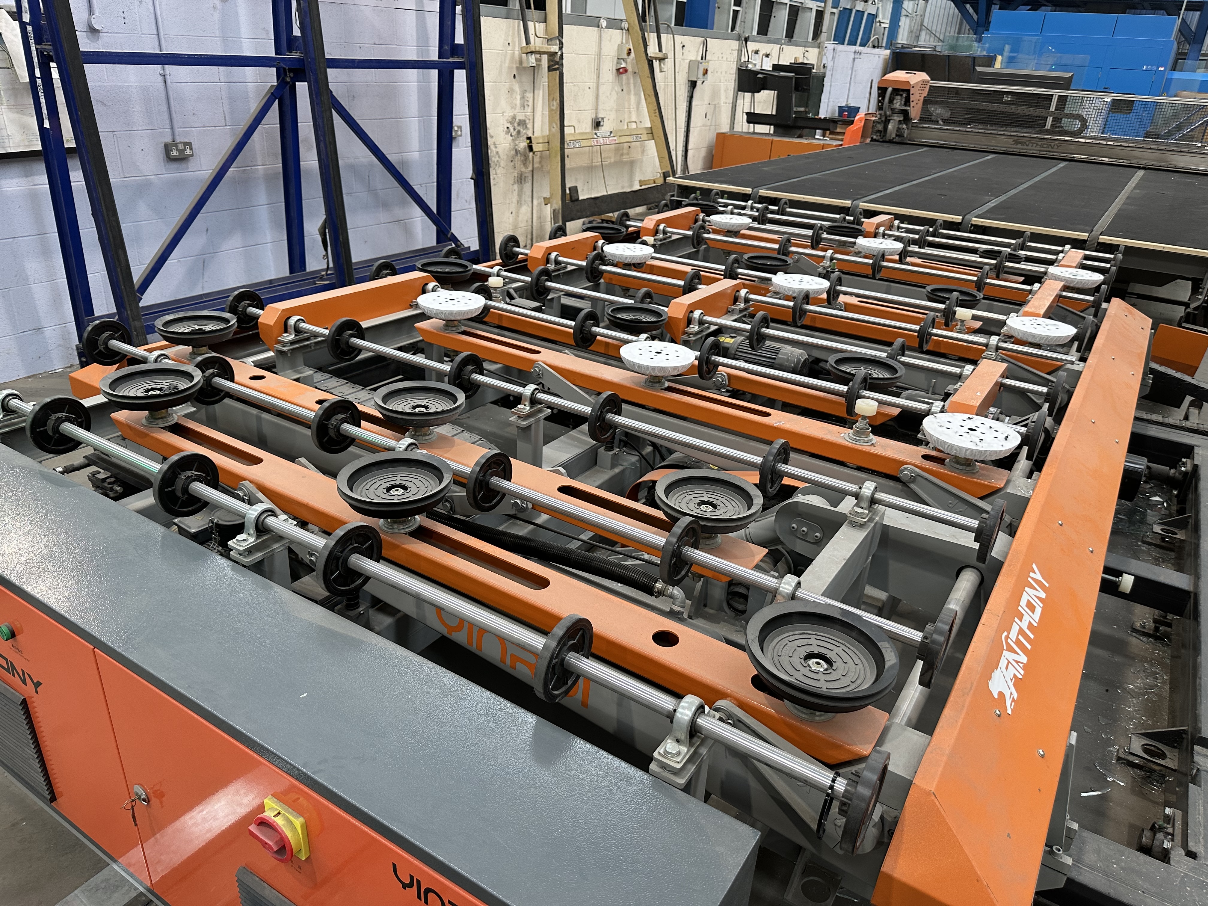 Yinrui (Anhui Yinrui Intelligent Technology Co Ltd) model YR-4228 automatic glass loading machine (2023)
