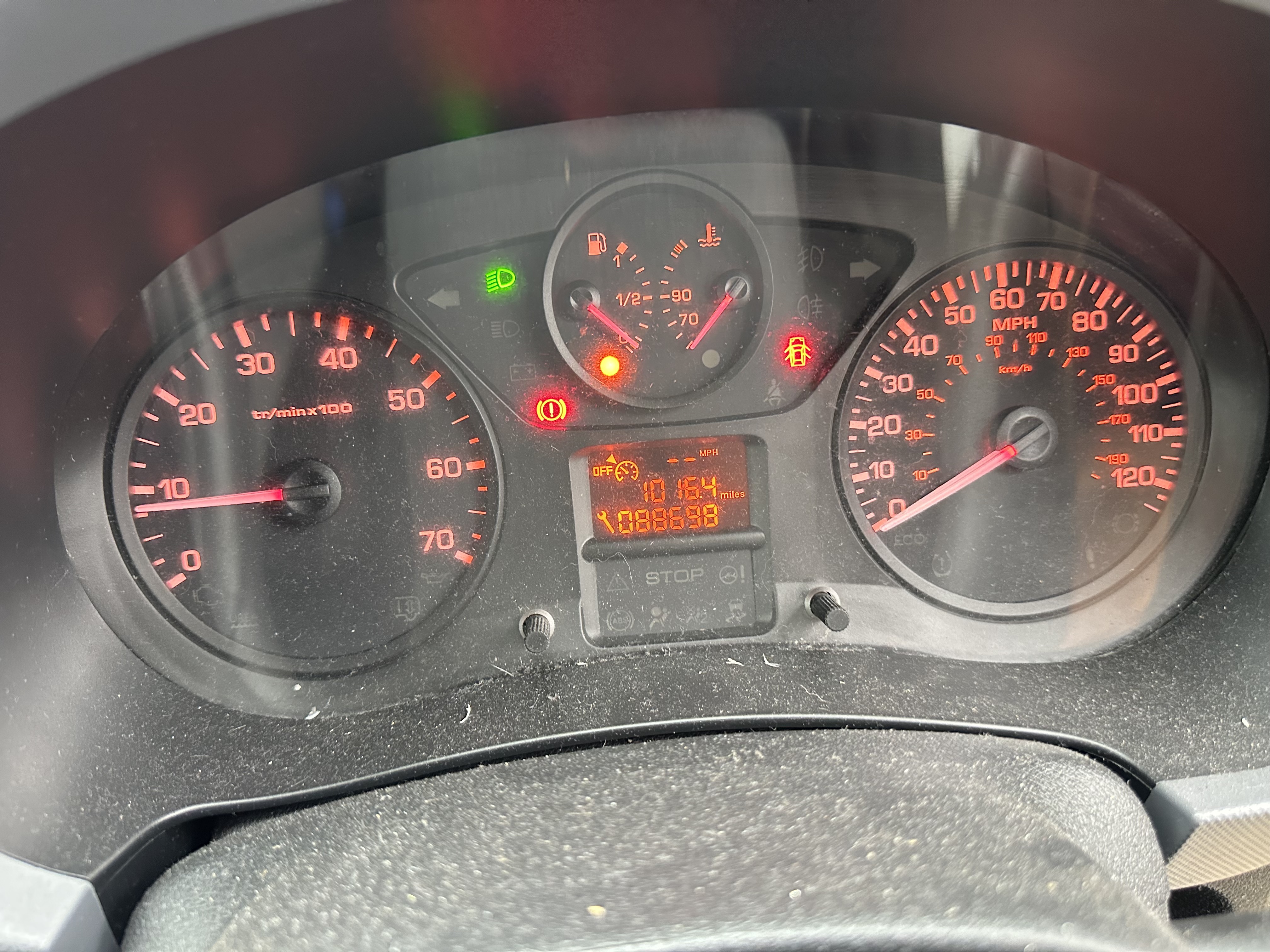 Peugeot Partner Professional L1 Blue HDI panel van Registration no: YX18 KKD