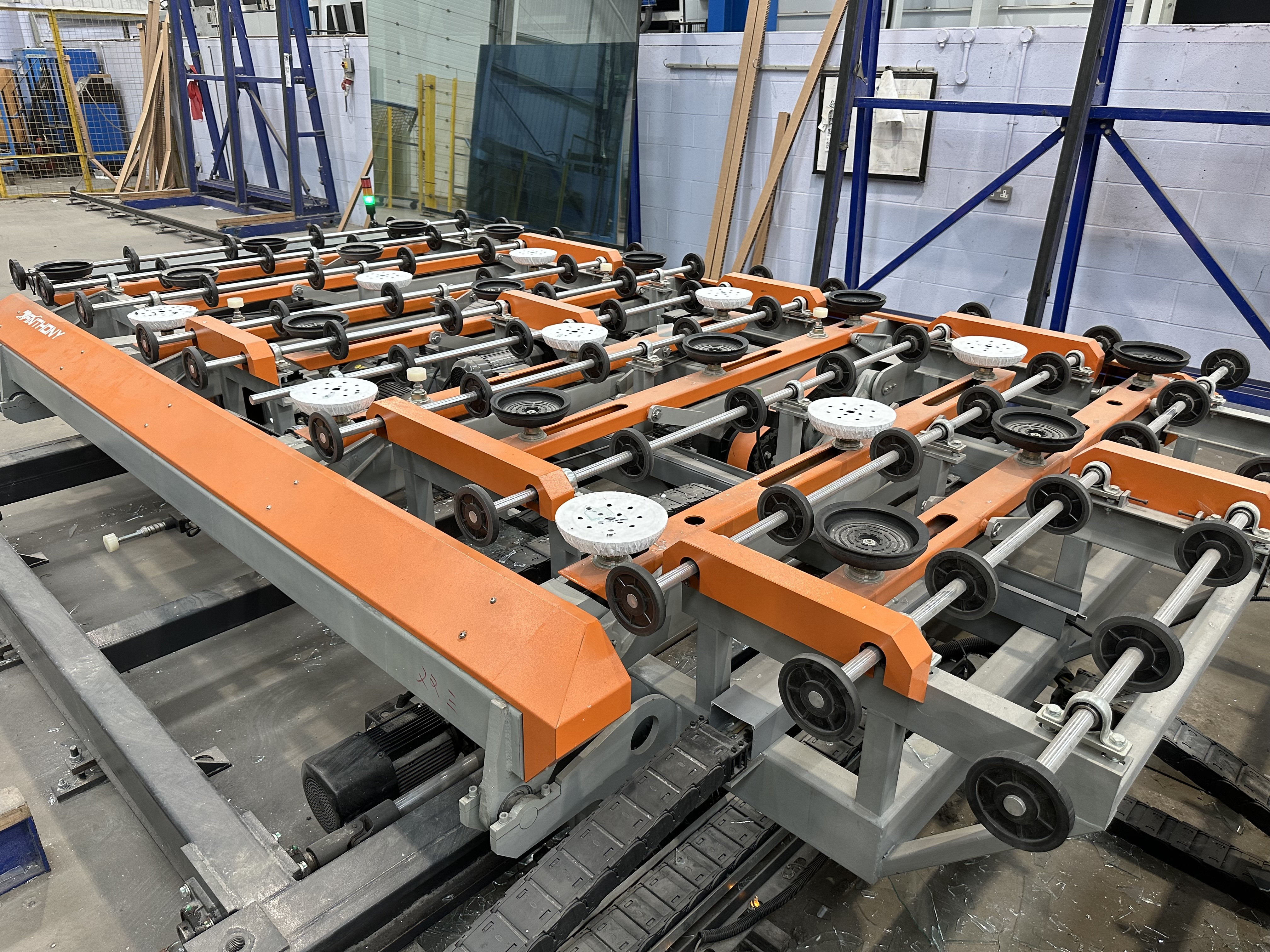 Yinrui (Anhui Yinrui Intelligent Technology Co Ltd) model YR-4228 automatic glass loading machine (2023)