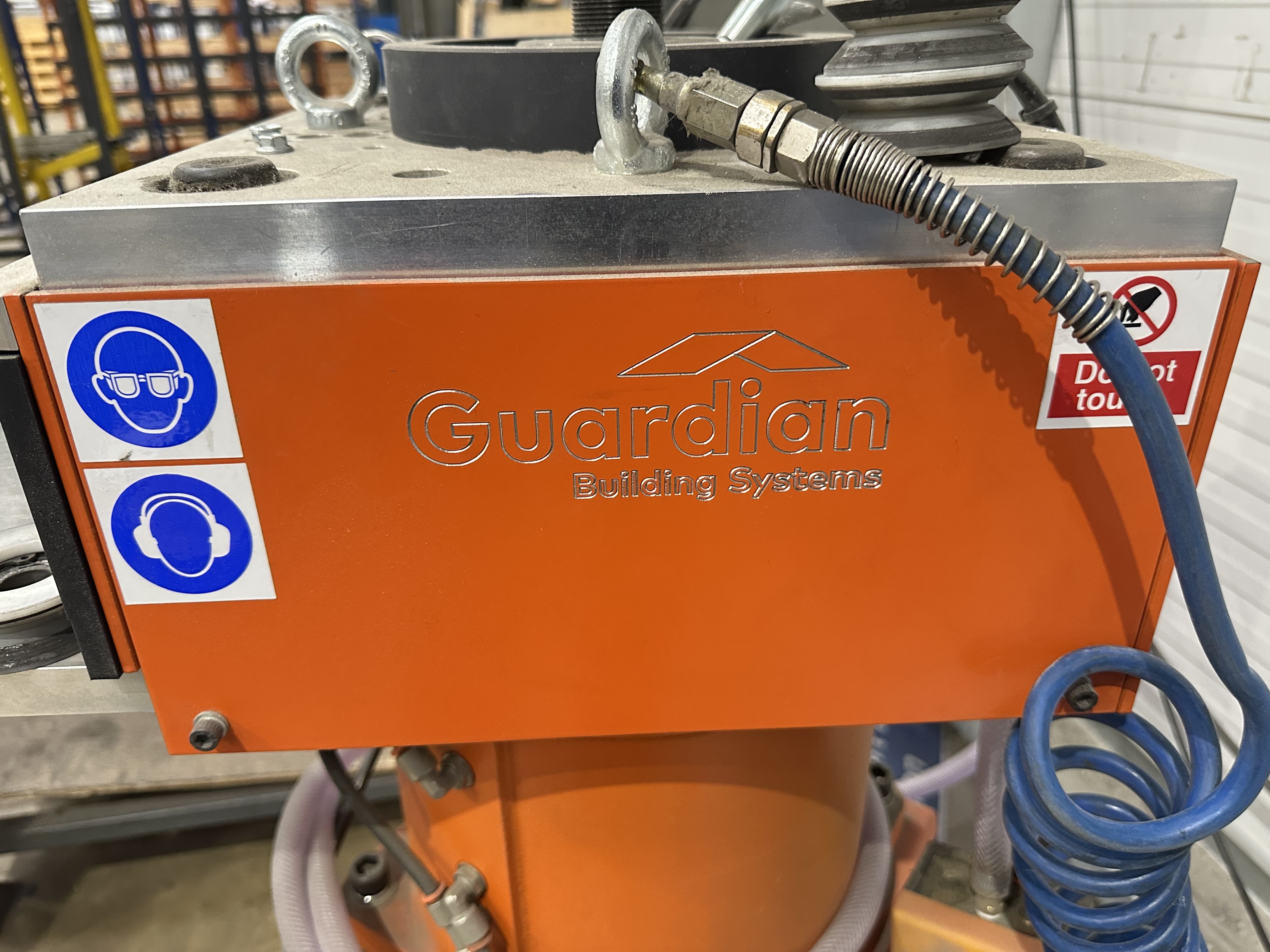 Jade Extrusion Pneumatic Clipping Press (2022)
