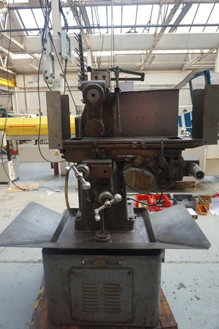 Adcock & Shipley Vertical Mill