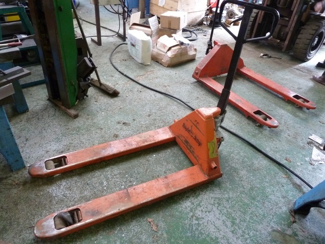 AC Hand Pallet Truck