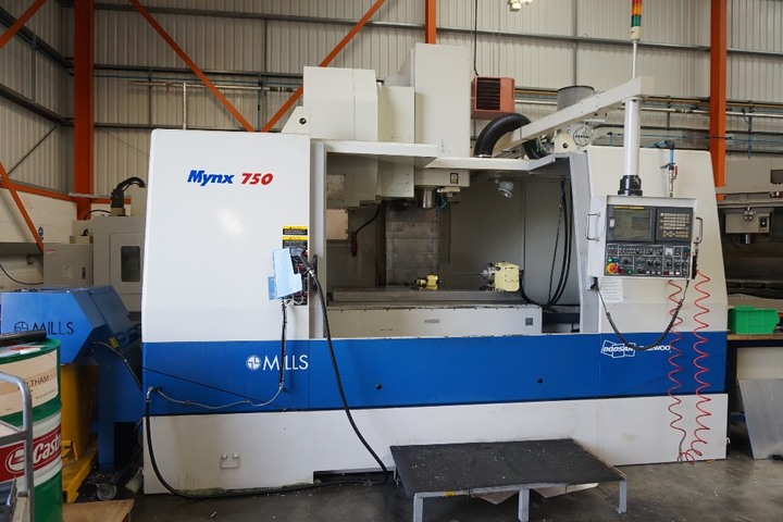 Doosan Mynx 750 CNC Vertical Machining Centre with Fanuc 21iMB CNC System