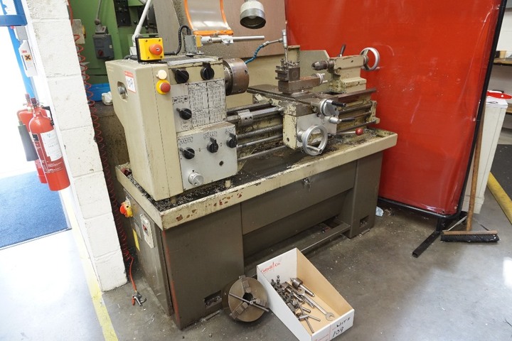Harrison M300 Gap Bed Centre Lathe