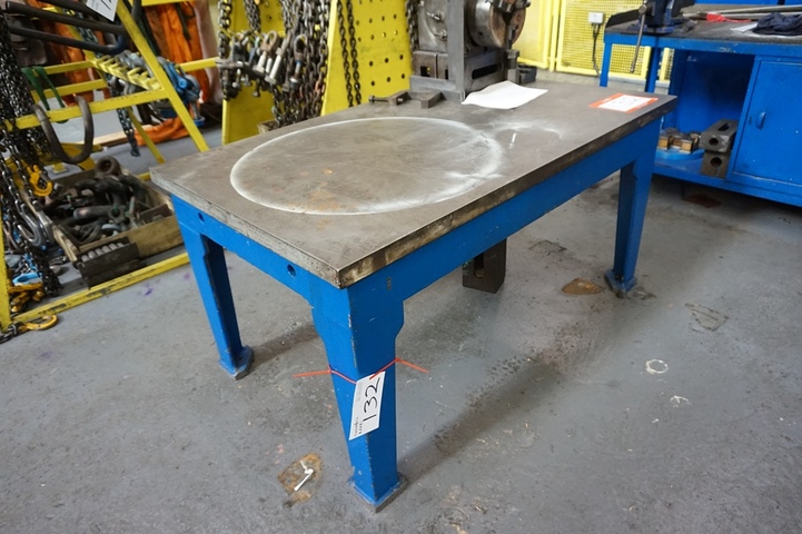 Steel Table with Dividing Head